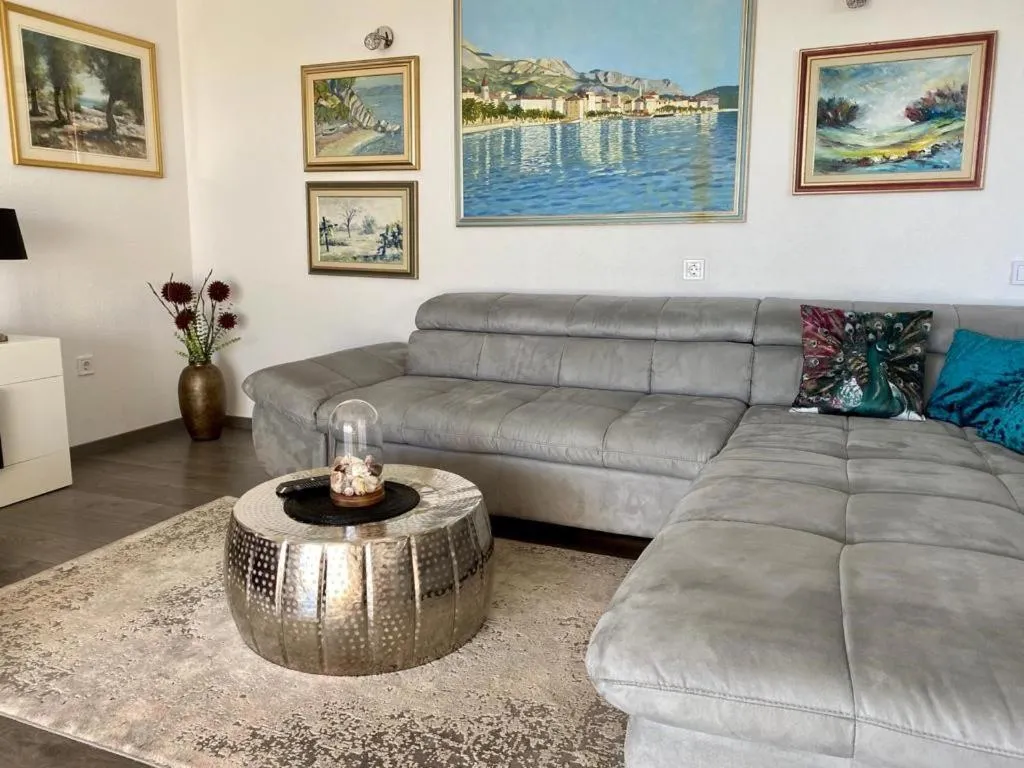 air conditioner in Villa Noura in Makarska, private pool,gym