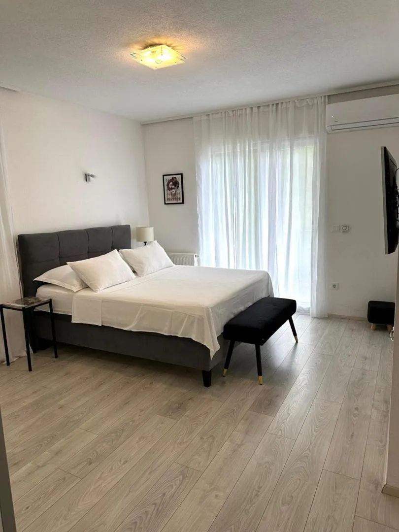 Bed in Villa Noura in Makarska, private pool,gym