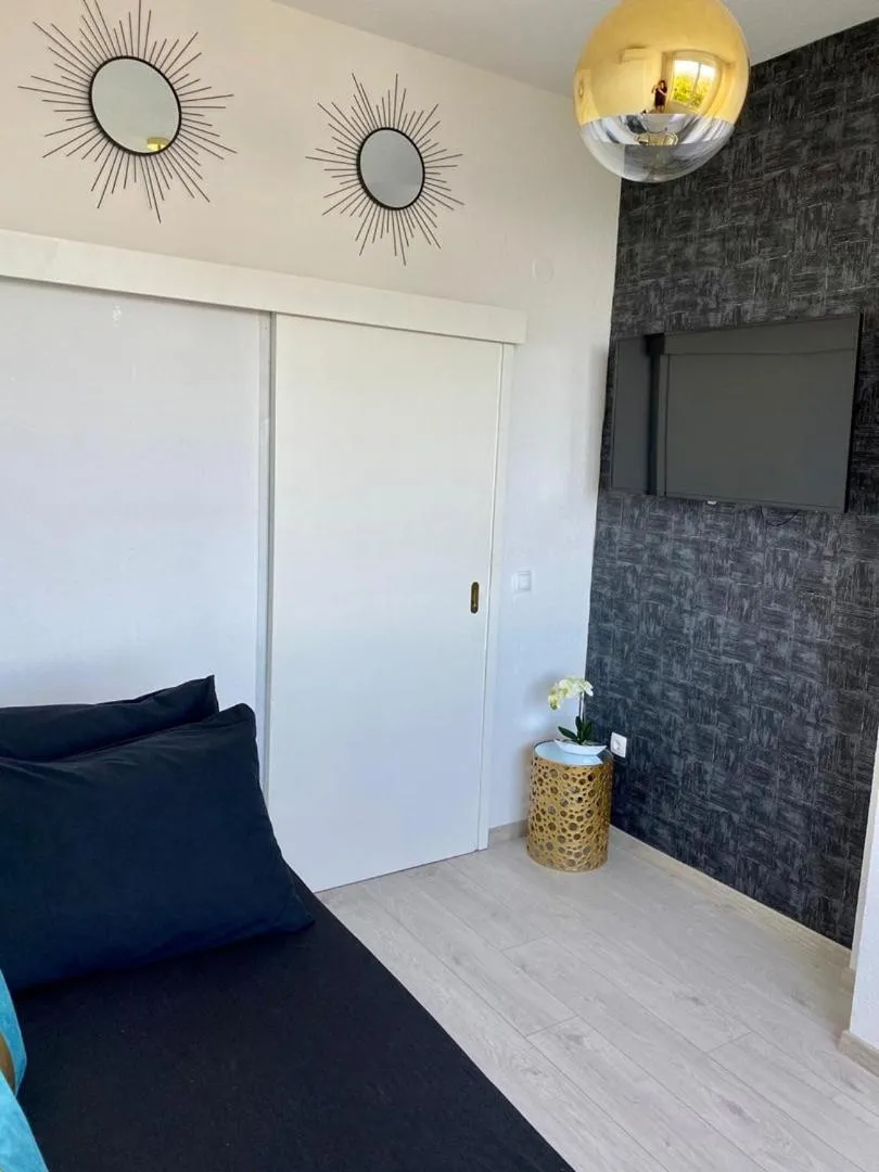 Bed in Villa Noura in Makarska, private pool,gym