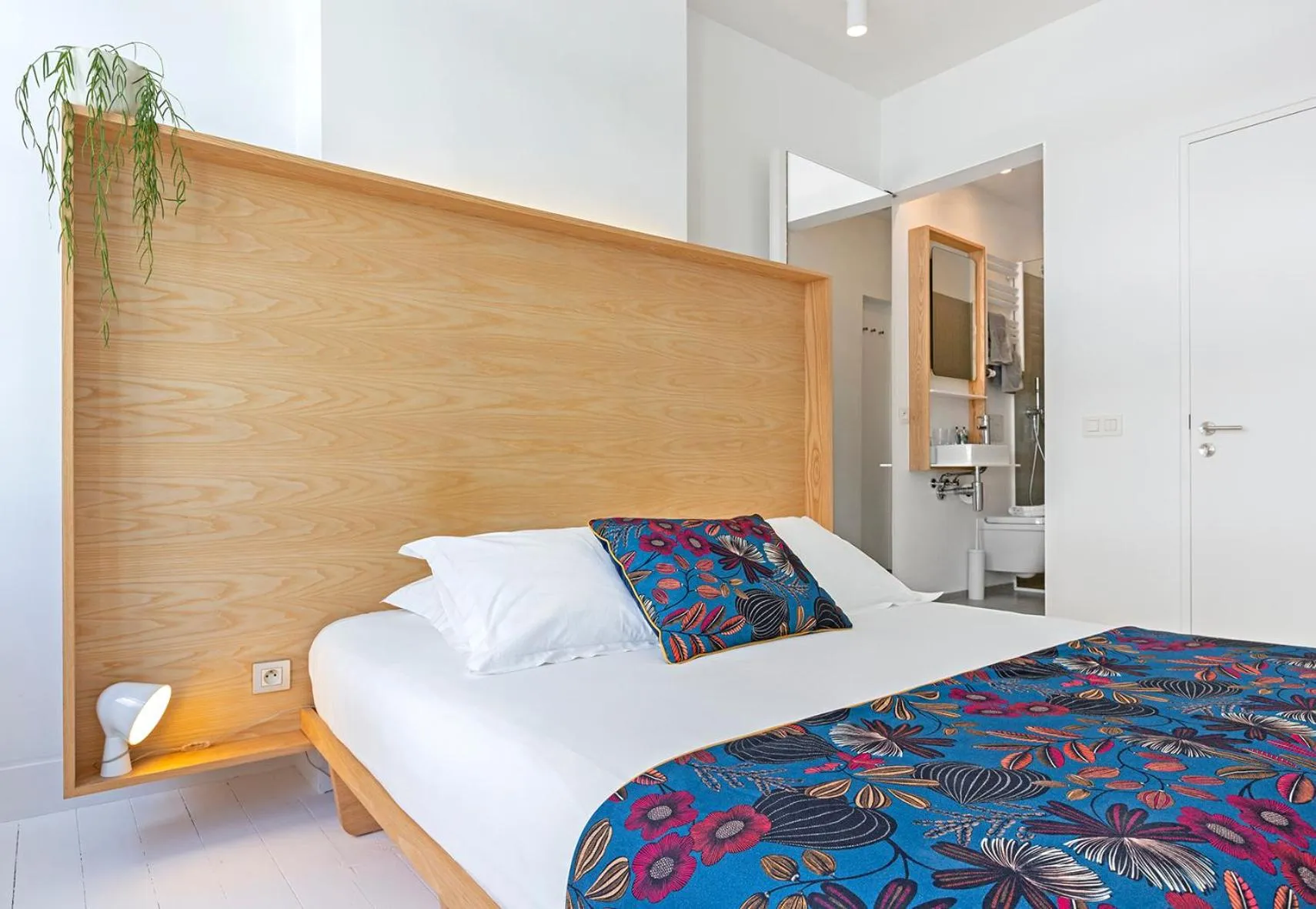 Bed in Happy Boutique Hotel - Grand Place