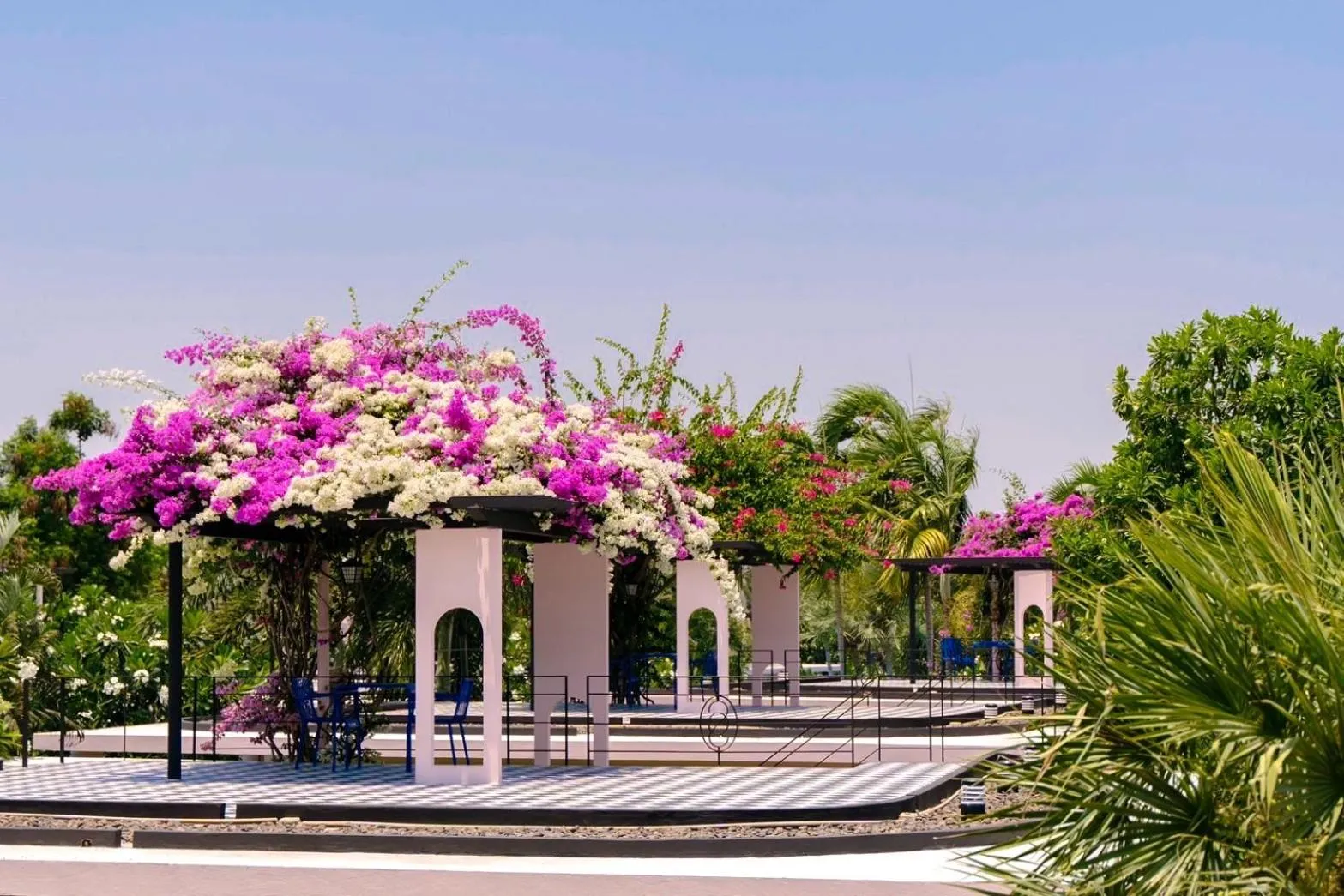 Day in The Sea-Cret Garden Hua Hin