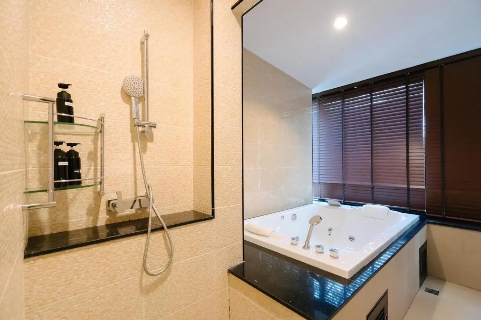 Shower, Bed in The Sea-Cret Garden Hua Hin Shower, Bed in The Sea-Cret Garden Hua Hin