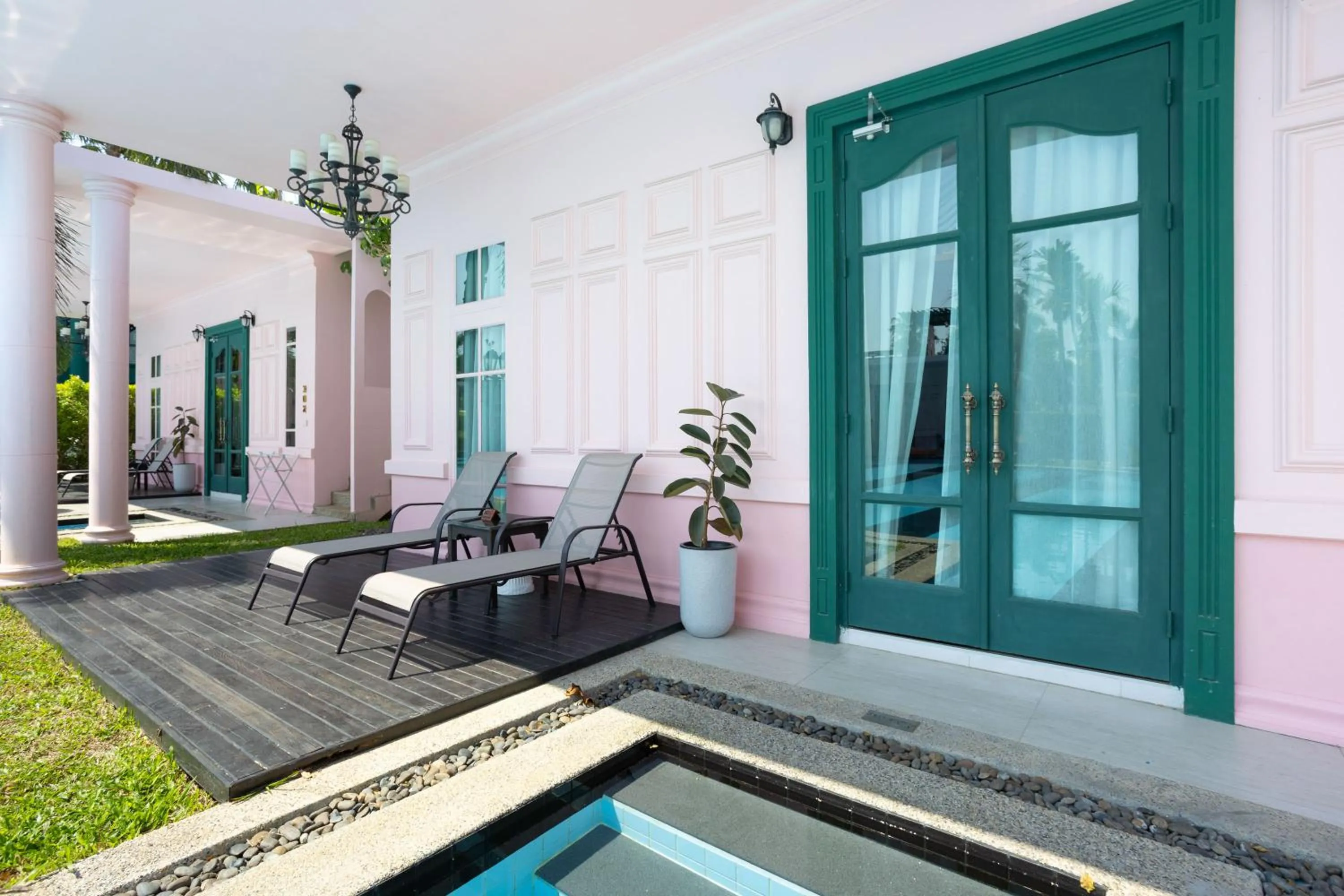 Patio in The Sea-Cret Garden Hua Hin