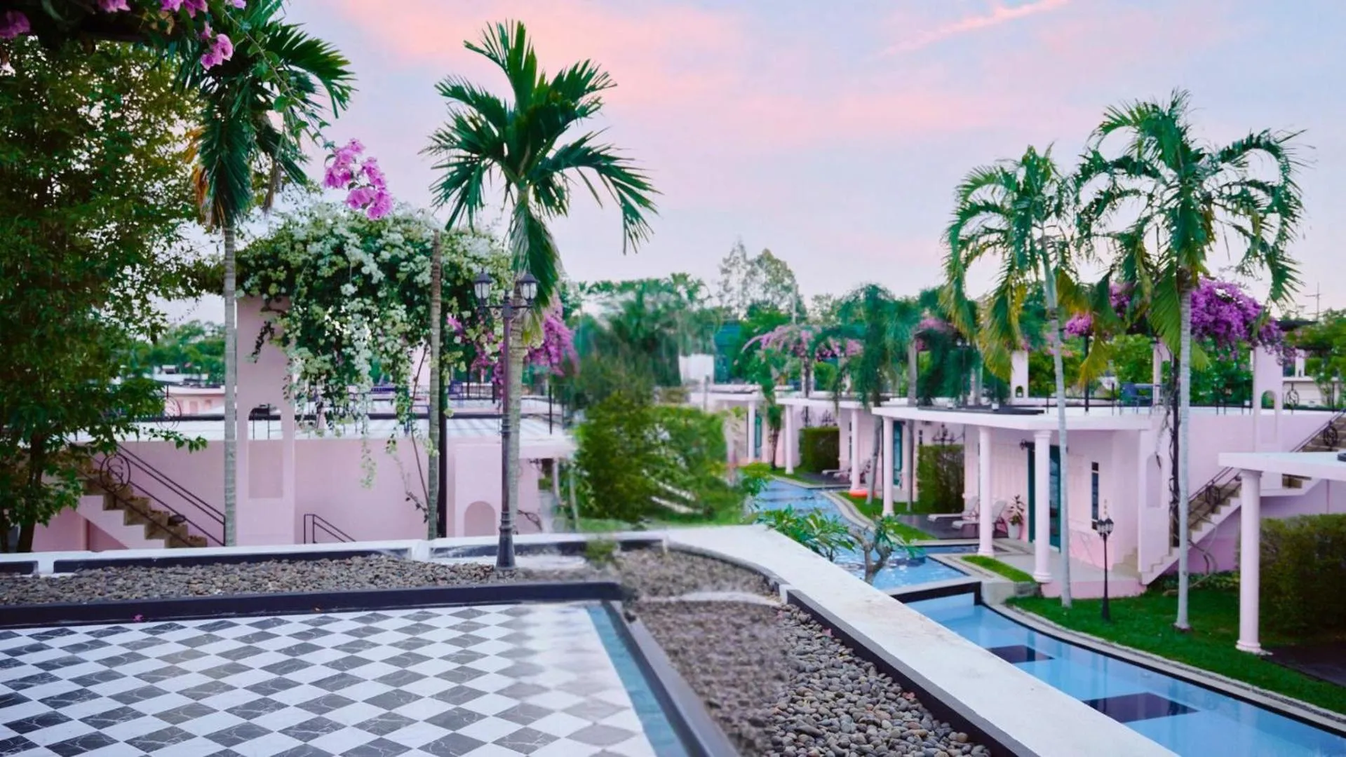 Day in The Sea-Cret Garden Hua Hin