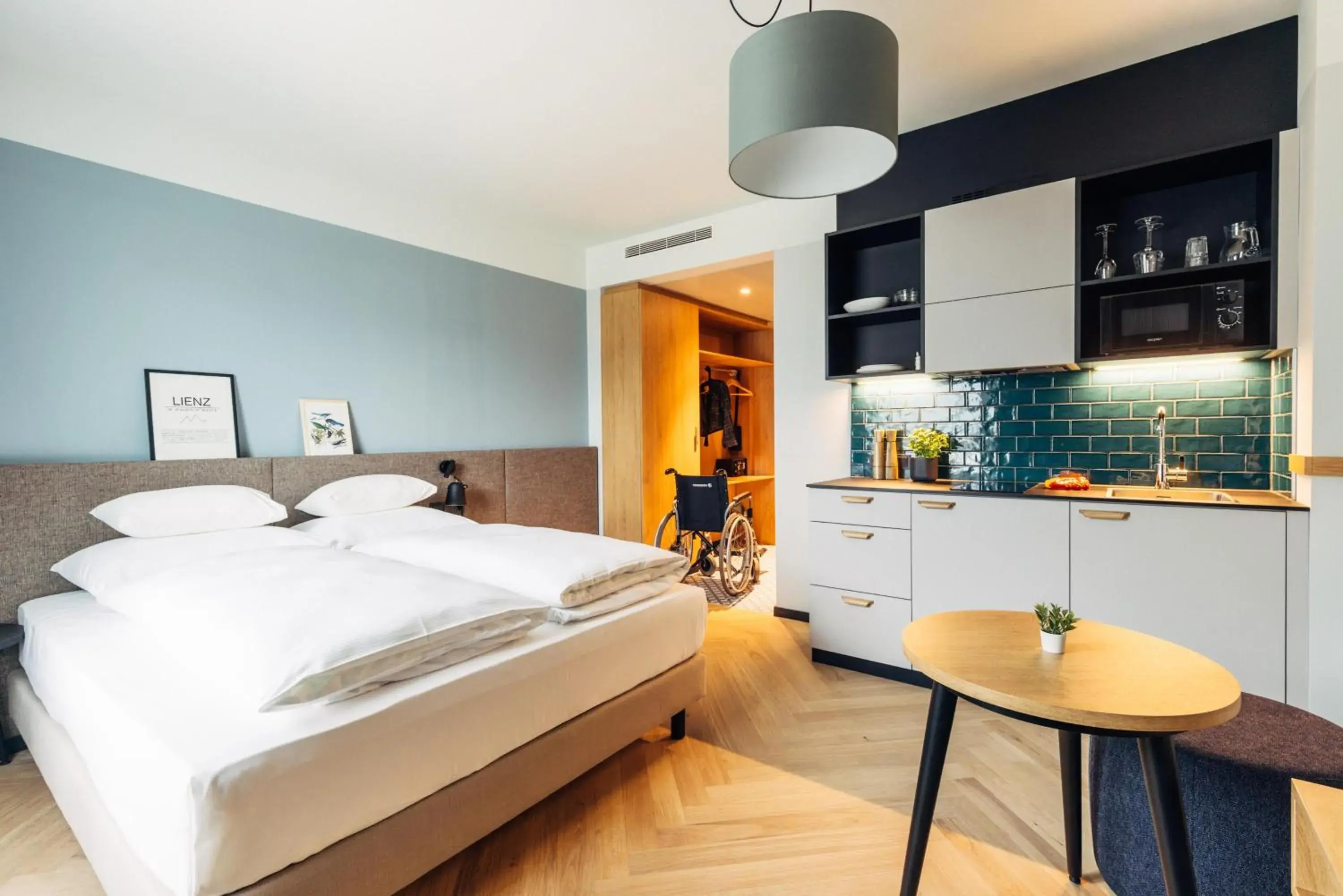 Photo of the whole room, Bed in harry's home Lienz hotel & apartments Photo of the whole room, Bed in harry's home Lienz hotel & apartments