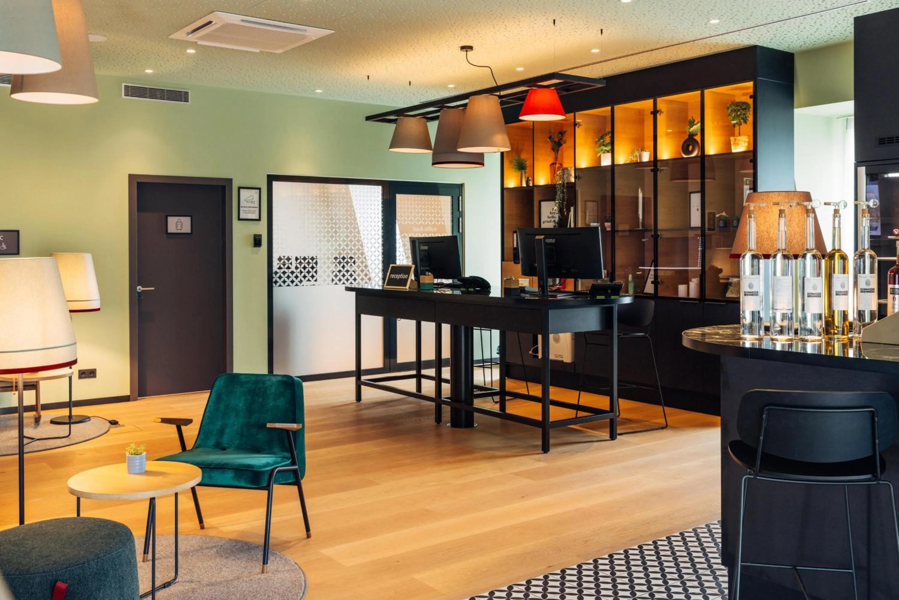 Lobby or reception in harry's home Lienz hotel & apartments