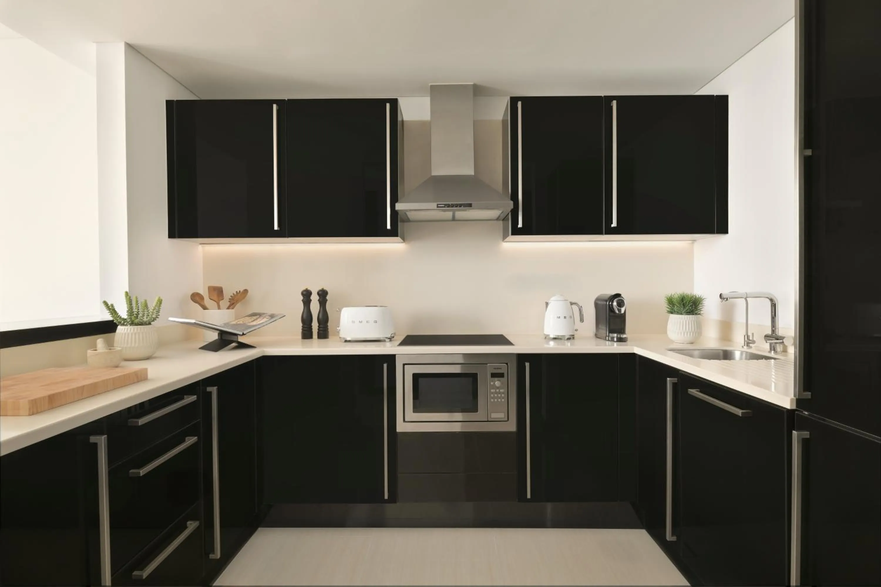 Kitchen or kitchenette in Sheraton Grand Hotel, Dubai