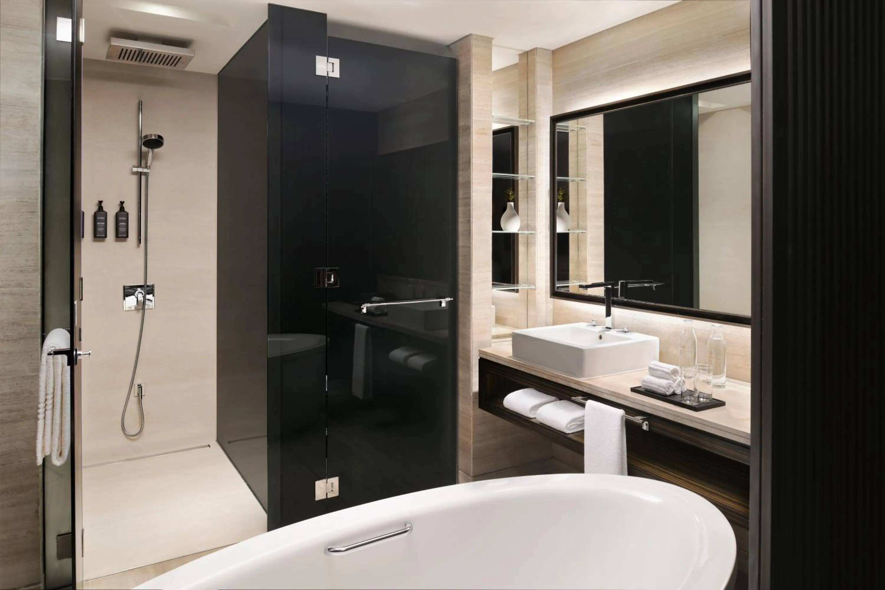 Bathroom in Sheraton Grand Hotel, Dubai