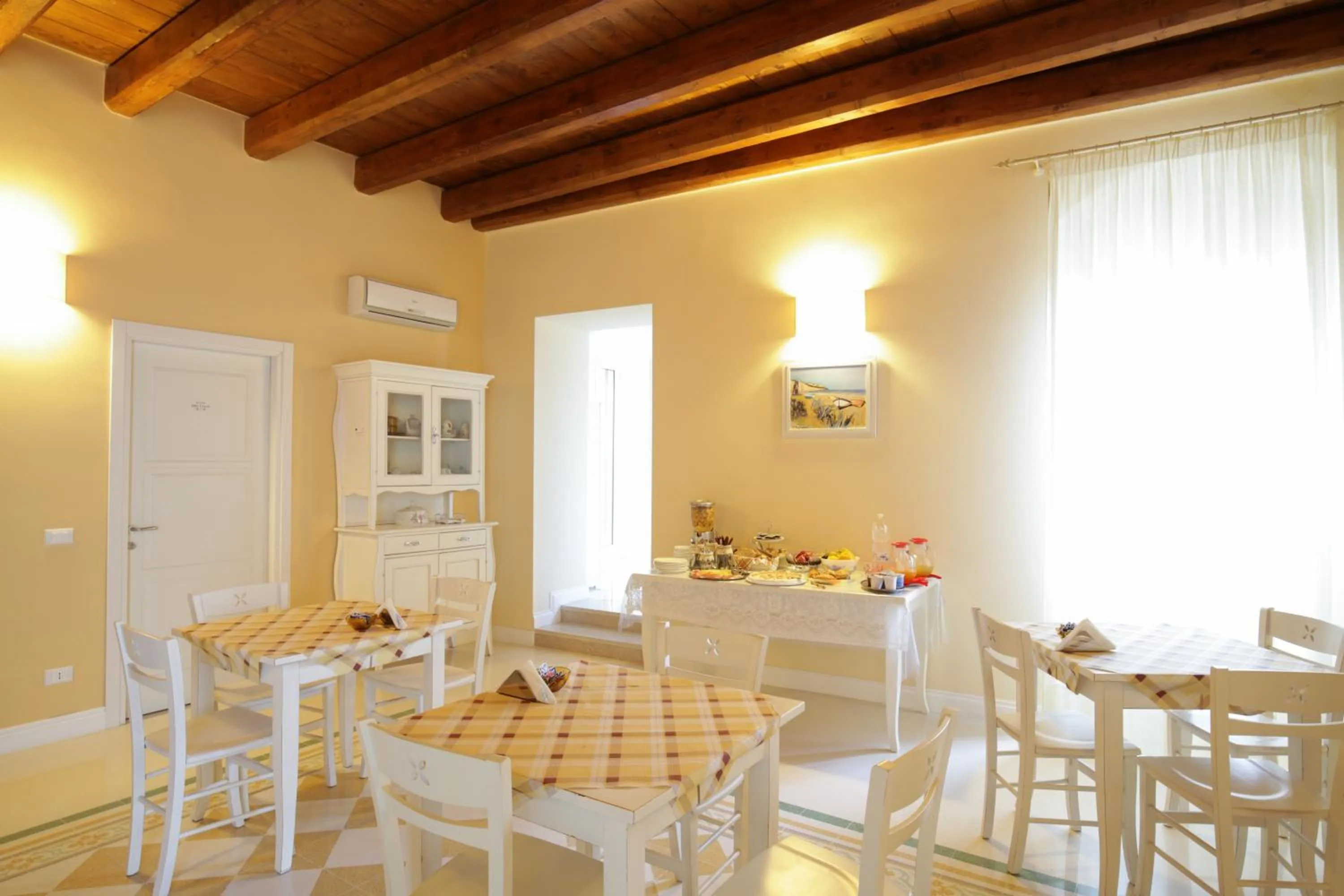 Dining area in B&B Monsignore