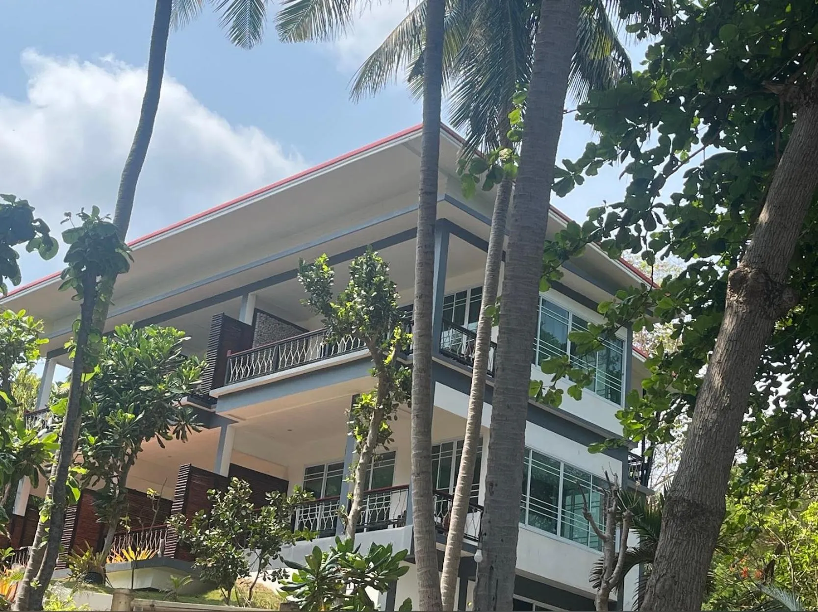 Mountain Reef Beach Resort