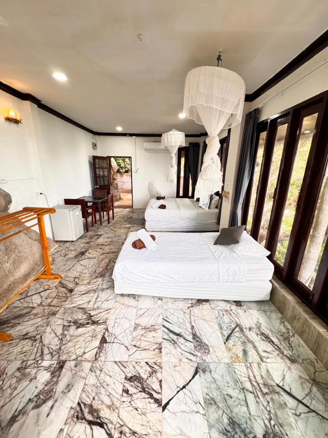 Bed in Mountain Reef Beach Resort