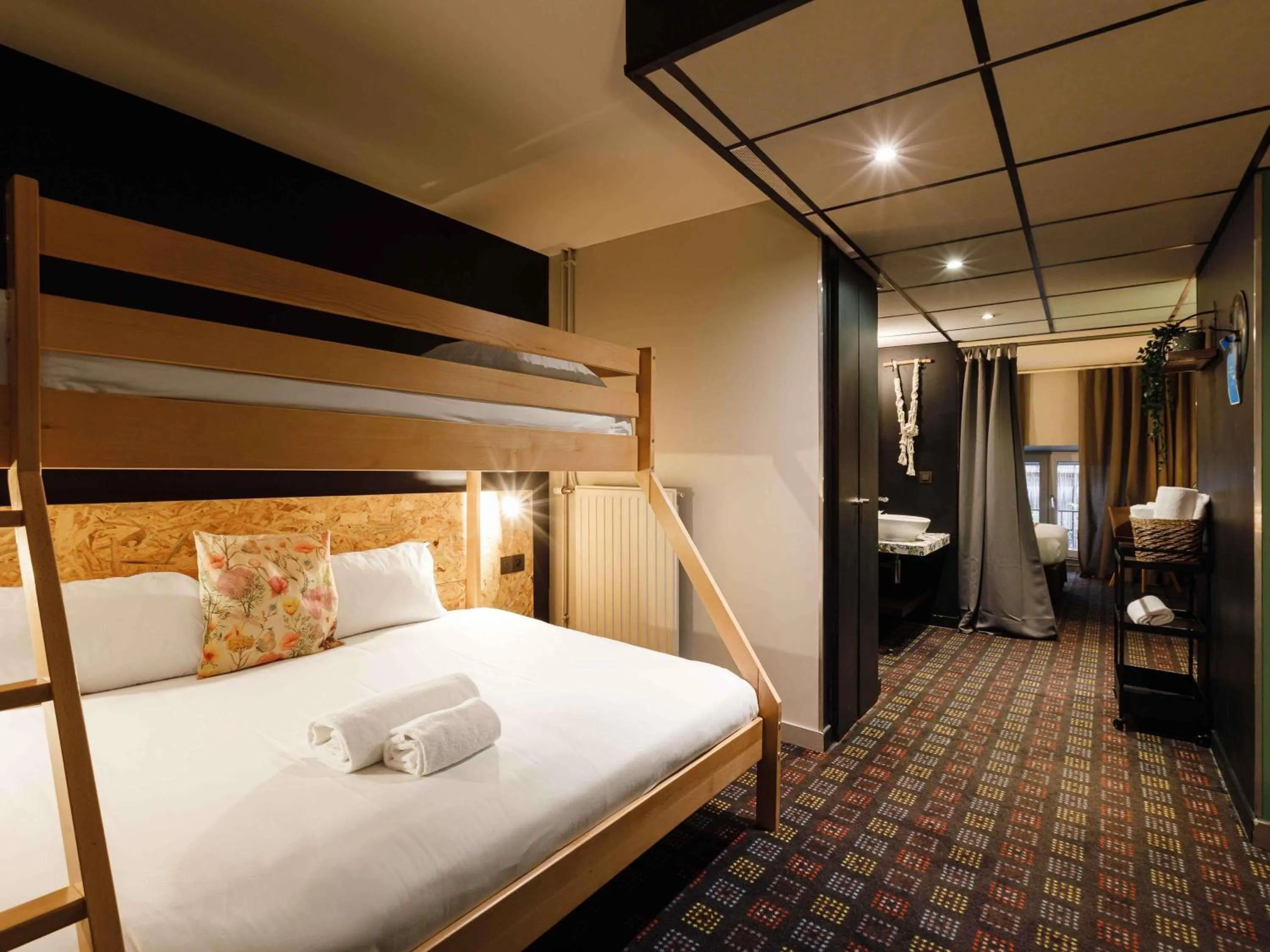 Bedroom, Bed in Greet Hotel Lyon Confluence