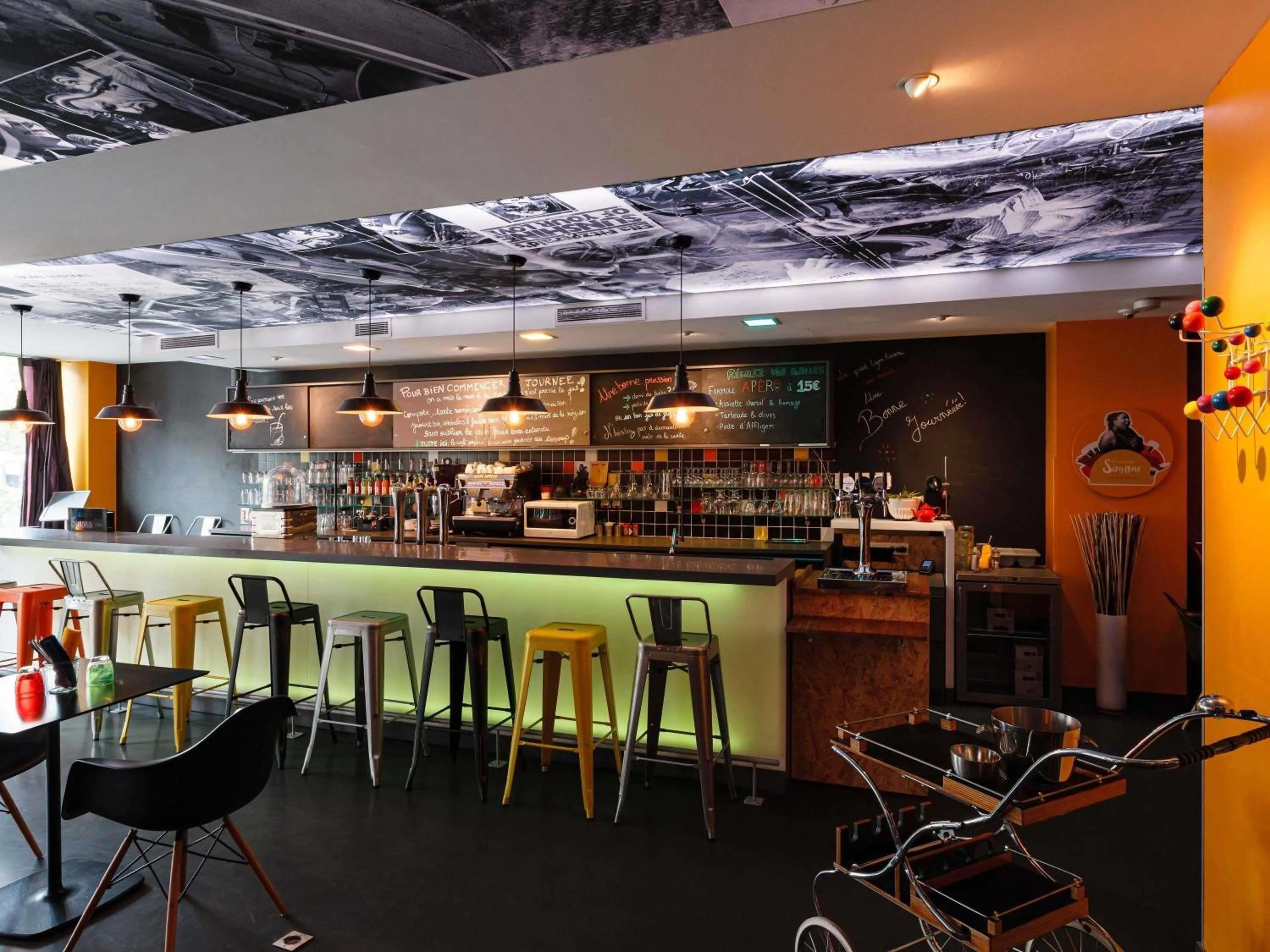 Lounge or bar in Greet Hotel Lyon Confluence