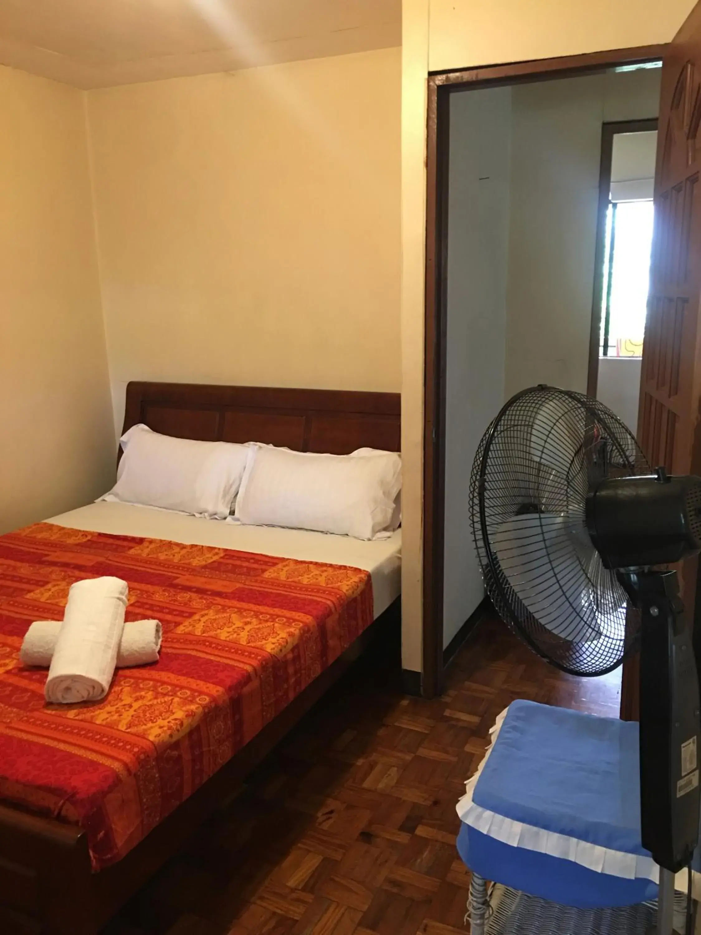 Bed in Guesthouse Cavite Bed in Guesthouse Cavite