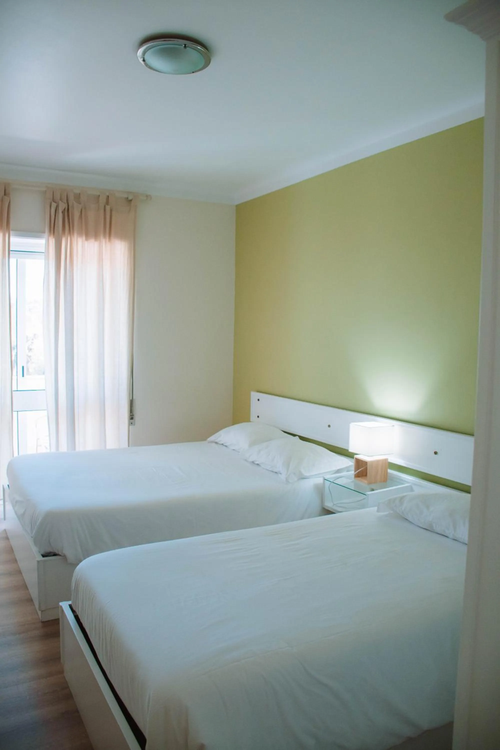 Double Room with Extra Bed in Arca Nova Guest House - Caminha