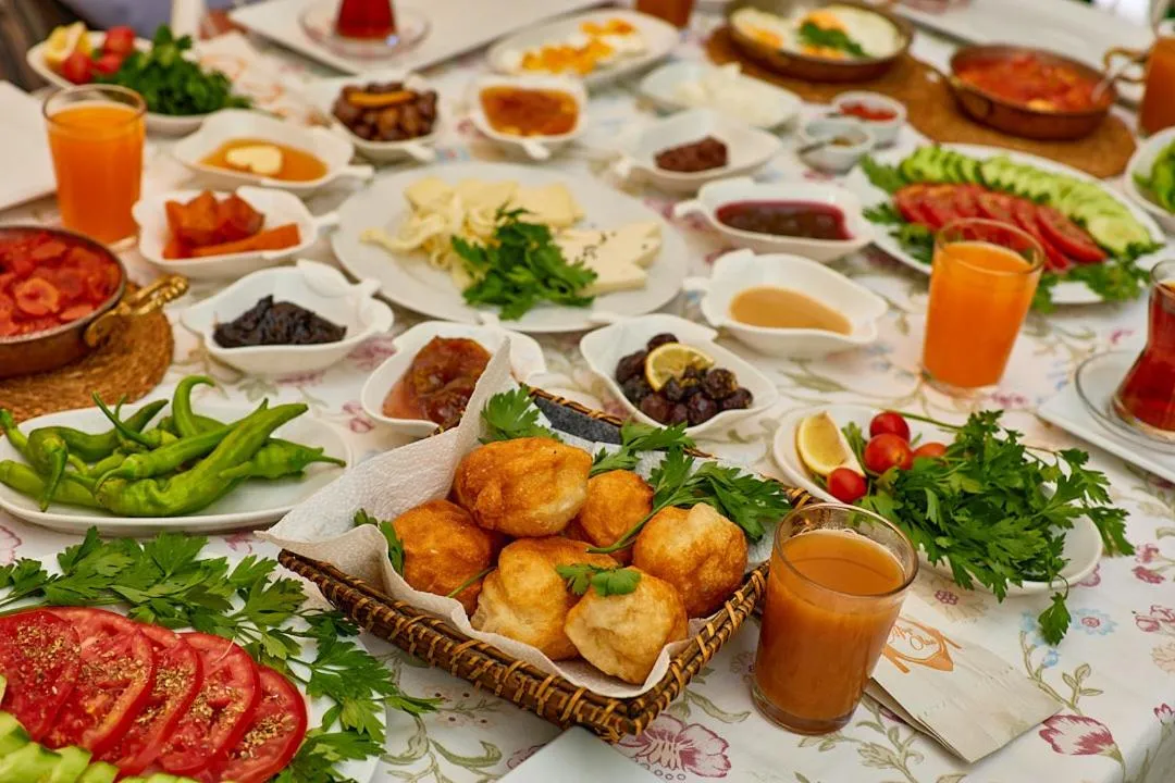 Food and drinks in Degirmenli Konak Hotel