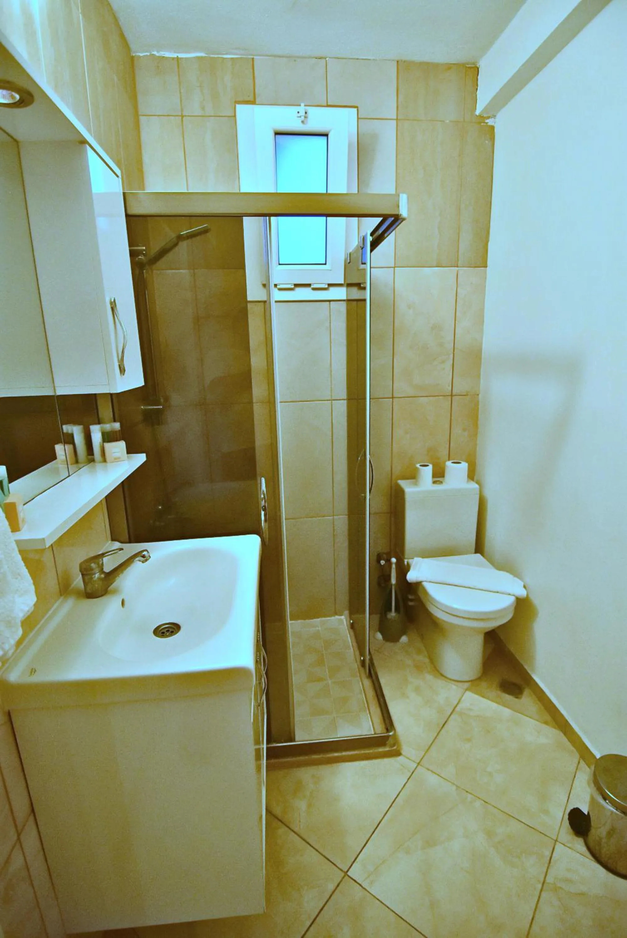 Shower in Degirmenli Konak Hotel