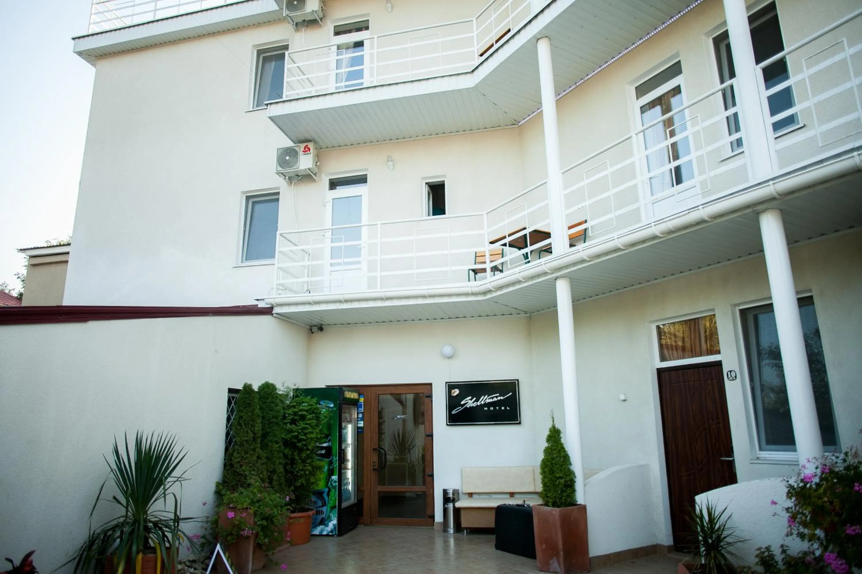 Shellman Apart Hotel