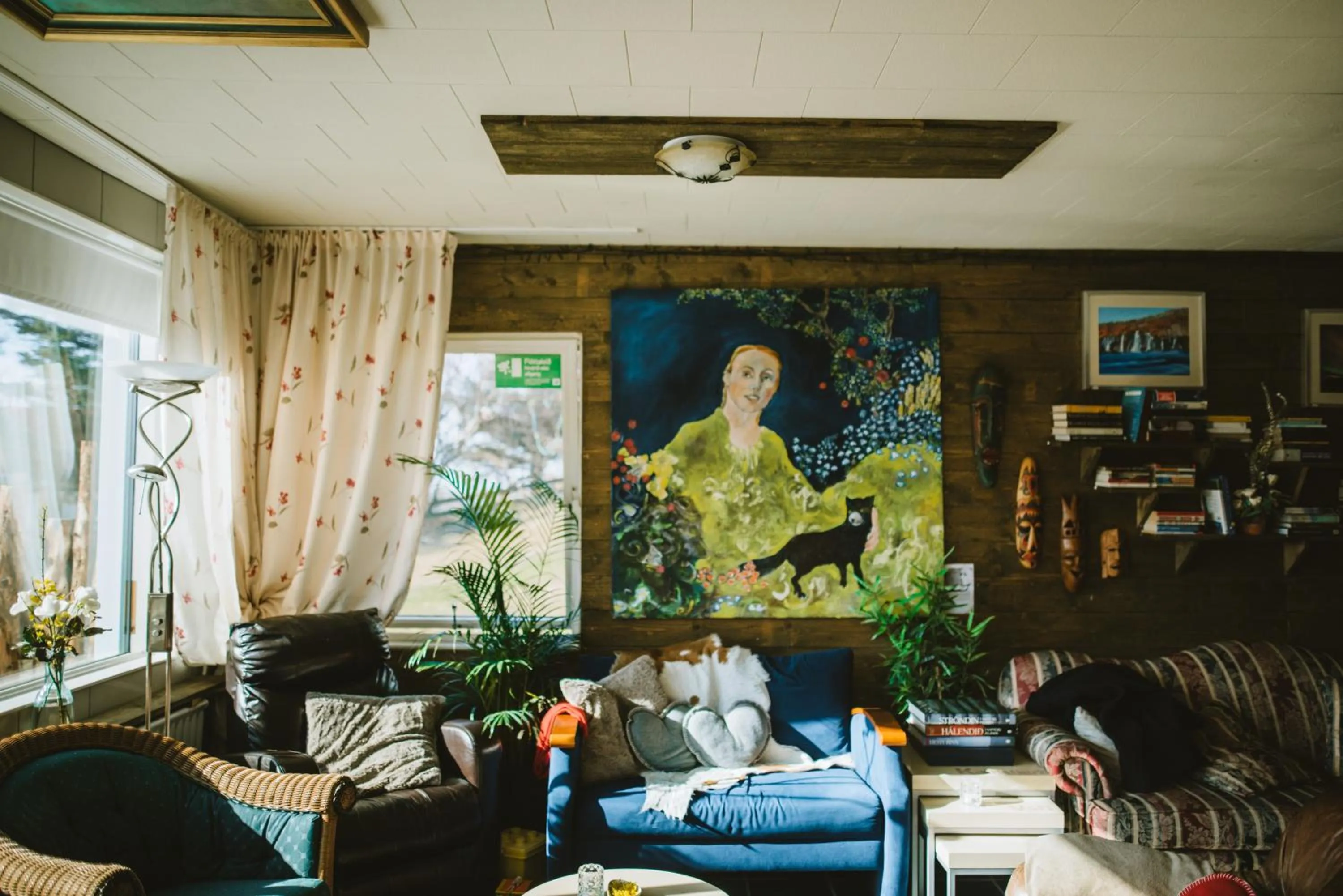 Property building in Blómasetrið Homestay