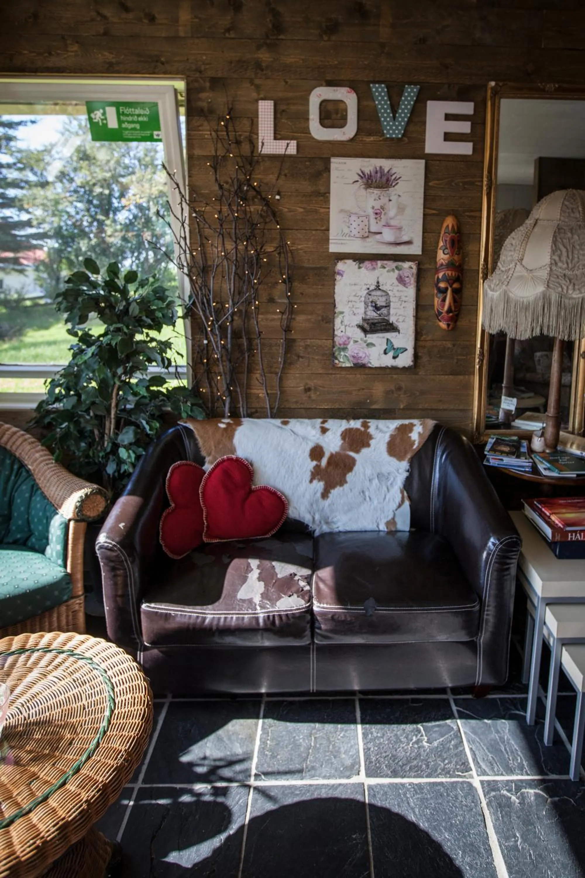 Property building in Blómasetrið Homestay