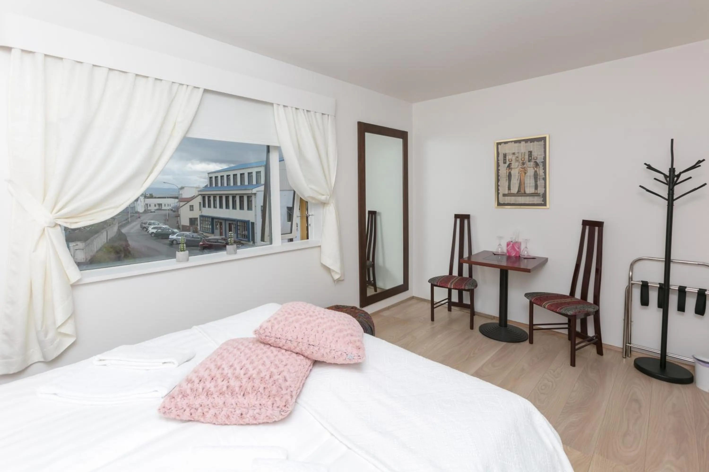 Bed in Blómasetrið Homestay