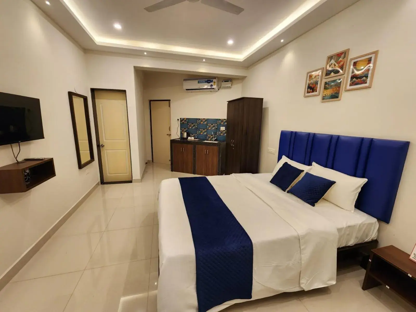 Bed in The Regal Luxury Boutique Stays Bed in The Regal Luxury Boutique Stays