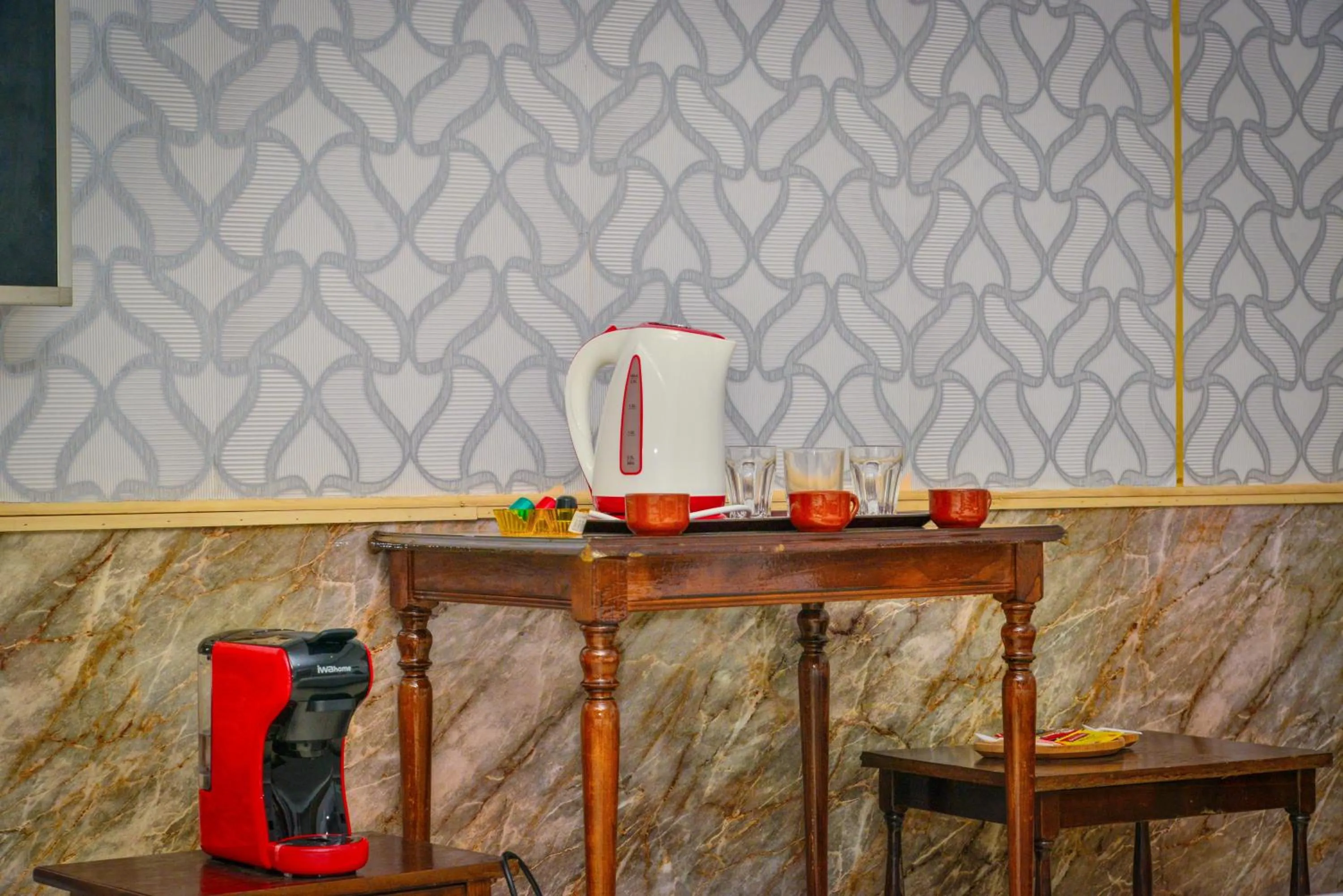 Coffee/tea facilities in Free Zone Hotel