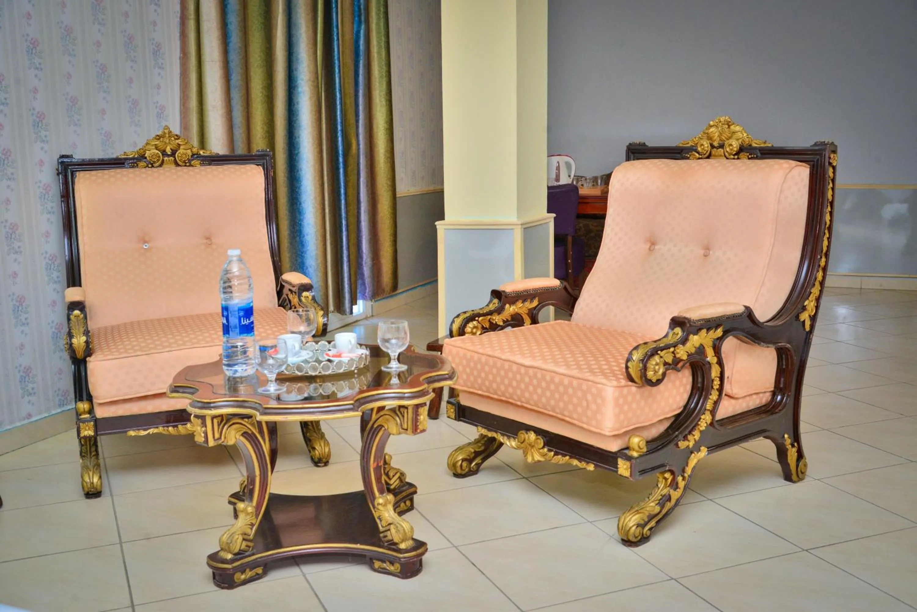 Living room in Free Zone Hotel