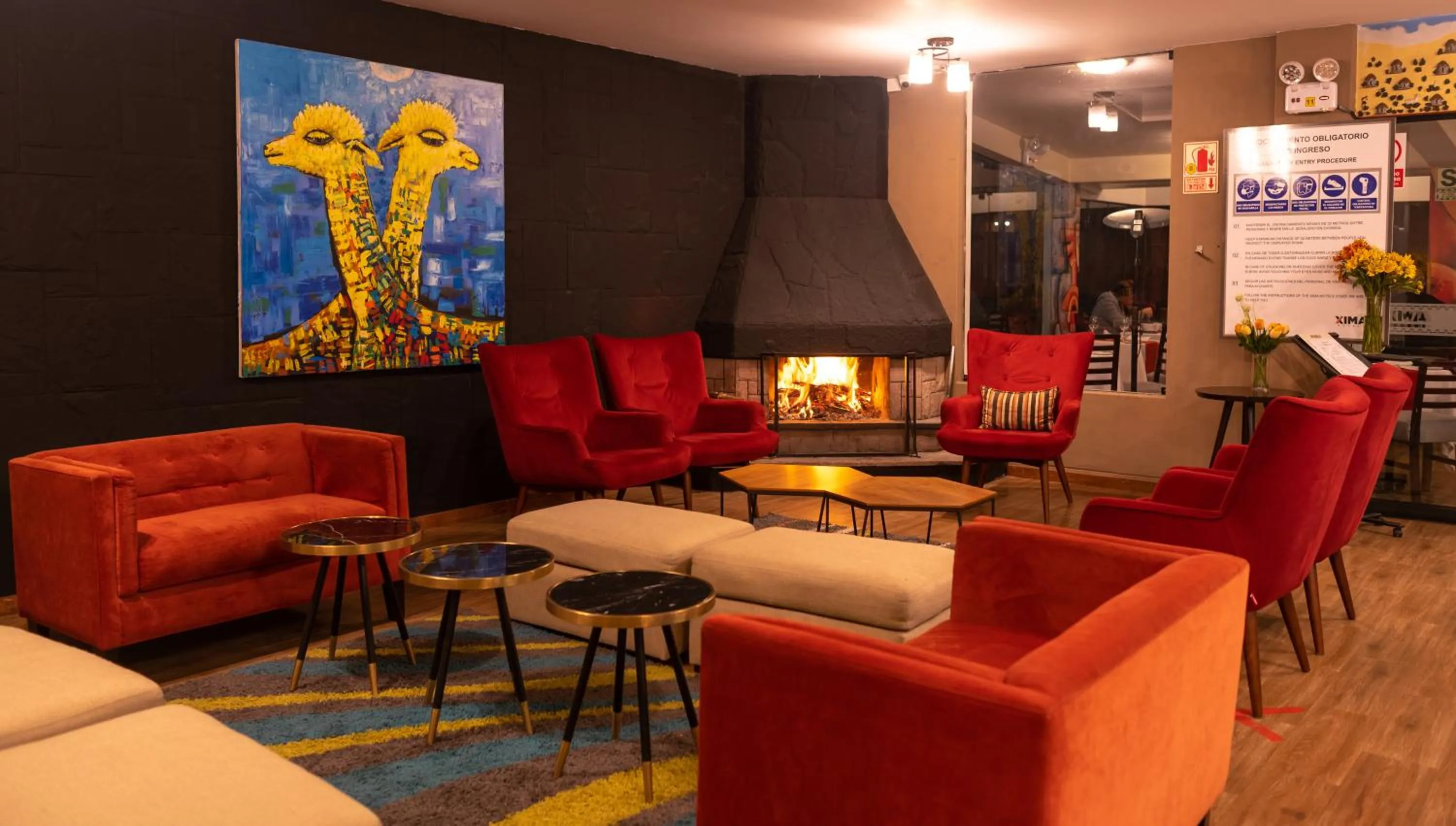 Living room in Lake Titicaca Hotel