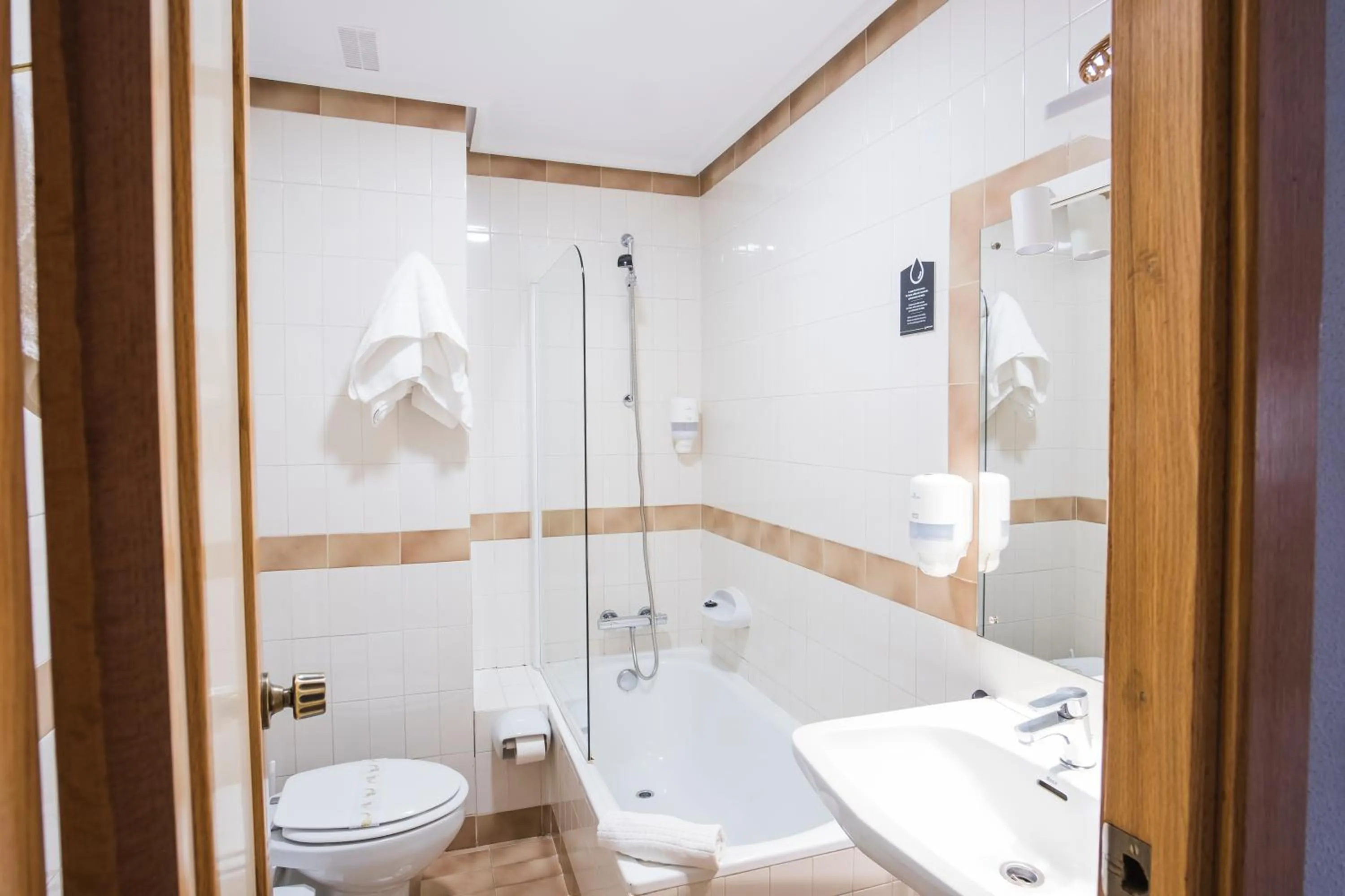 Bathroom in Hotel Alda Boiro