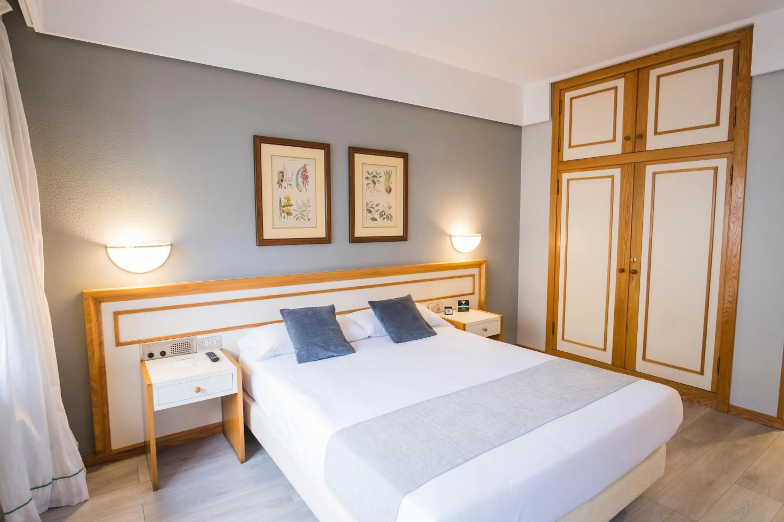 Bedroom, Bed in Hotel Alda Boiro