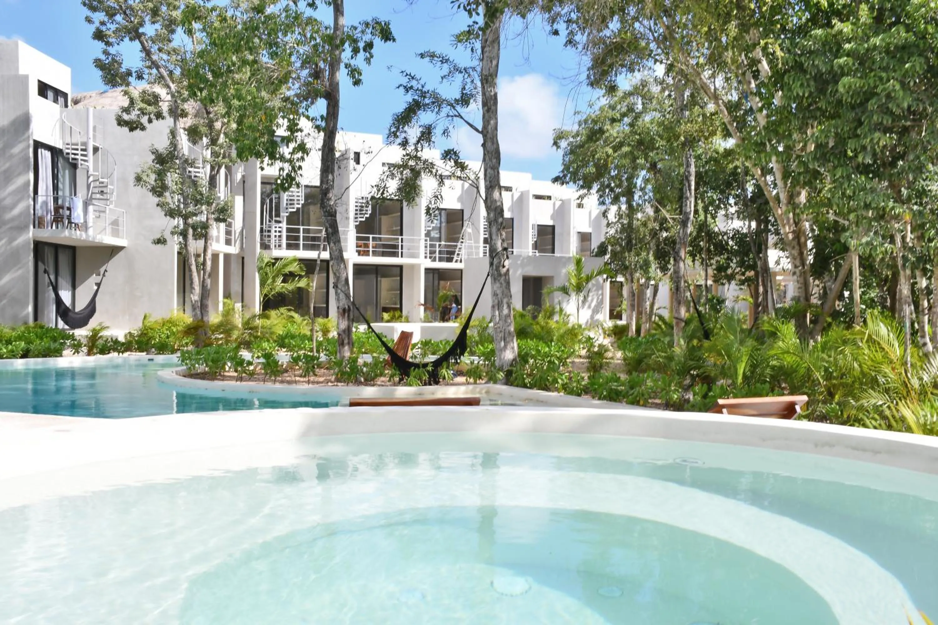 Swimming pool in Seremonia Selva by The Spot Rentals