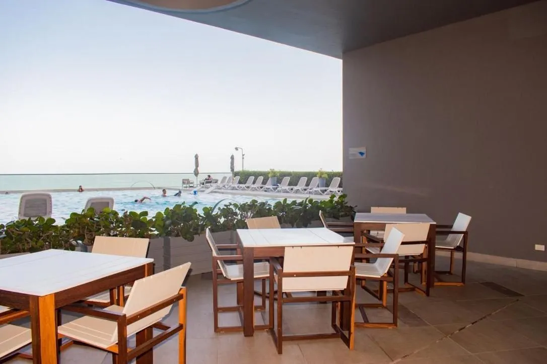 U-GO Morros City Bocagrande Oceanfront