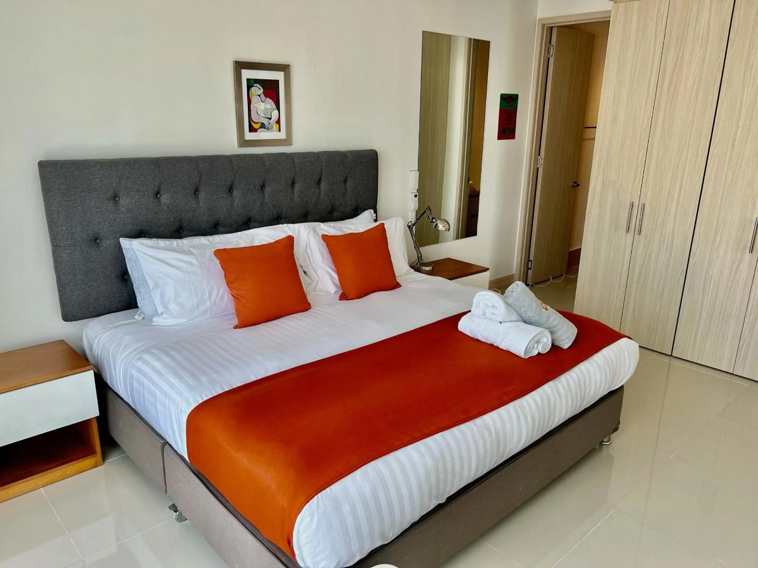 Photo of the whole room, Bed in U-GO Edificio Murano Elite Bocagrande Frente al Mar