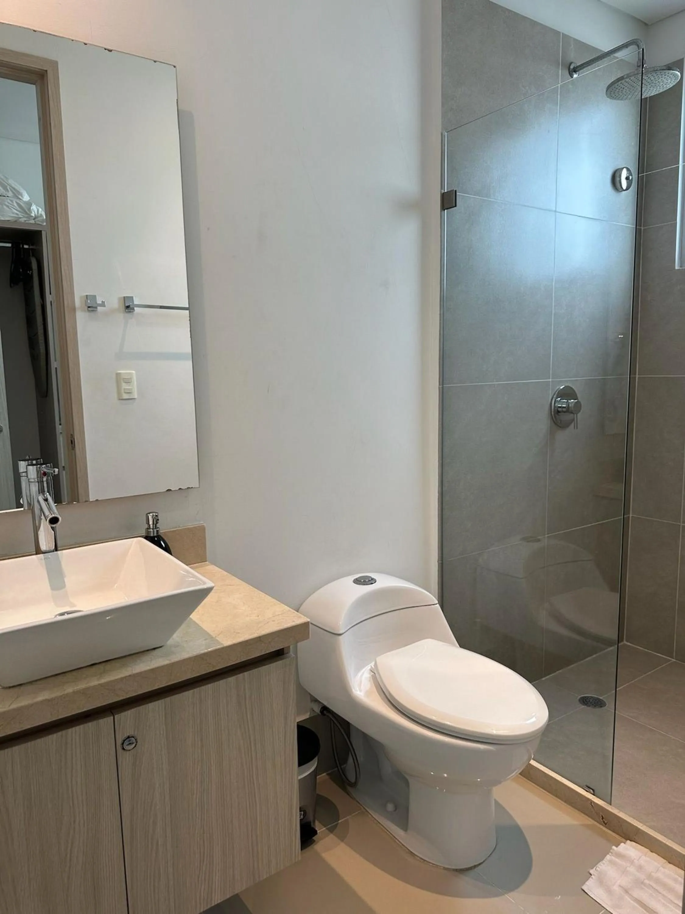 Toilet in U-GO Edificio Murano Elite Bocagrande Frente al Mar