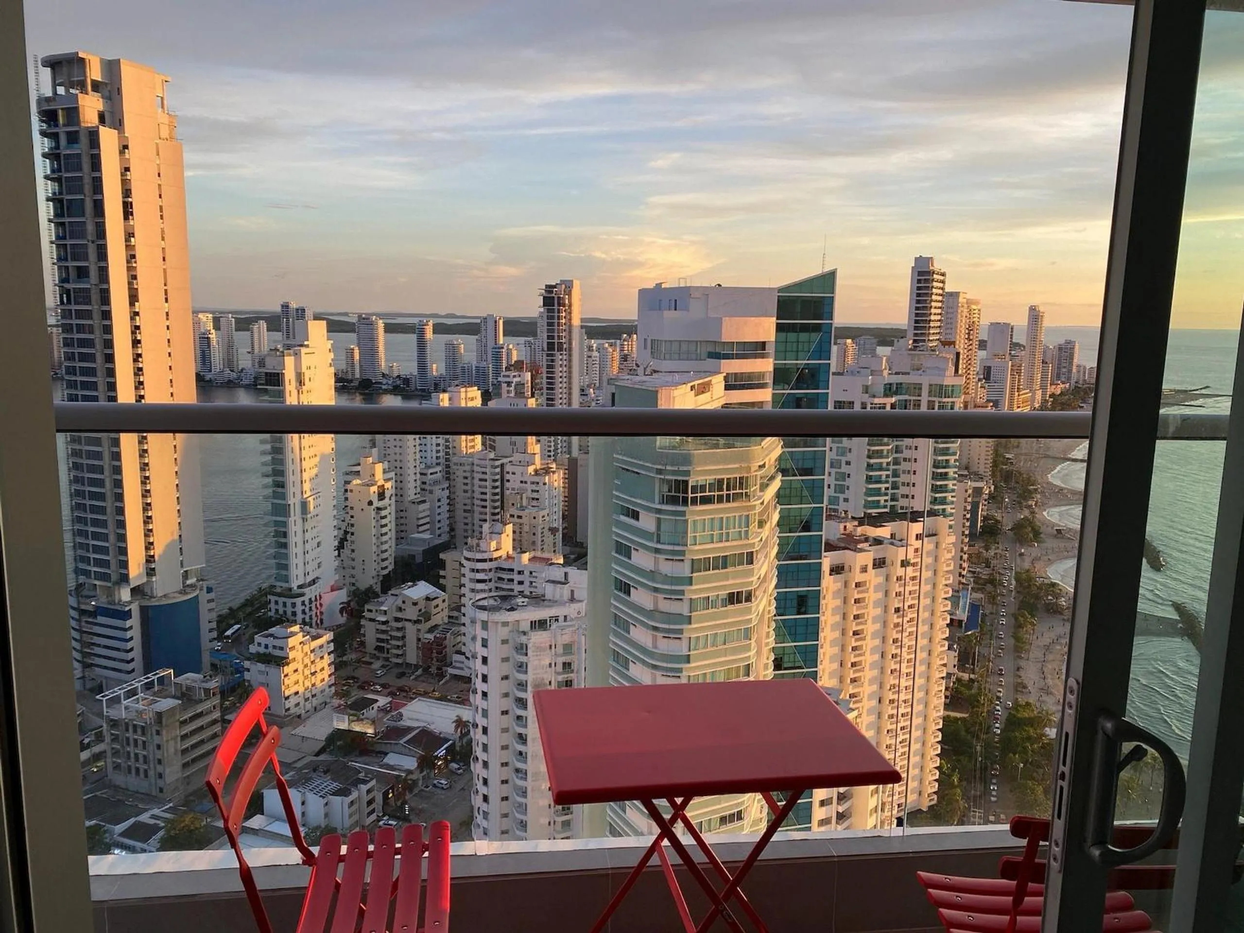 Balcony/Terrace in U-GO Edificio Murano Elite Bocagrande Frente al Mar