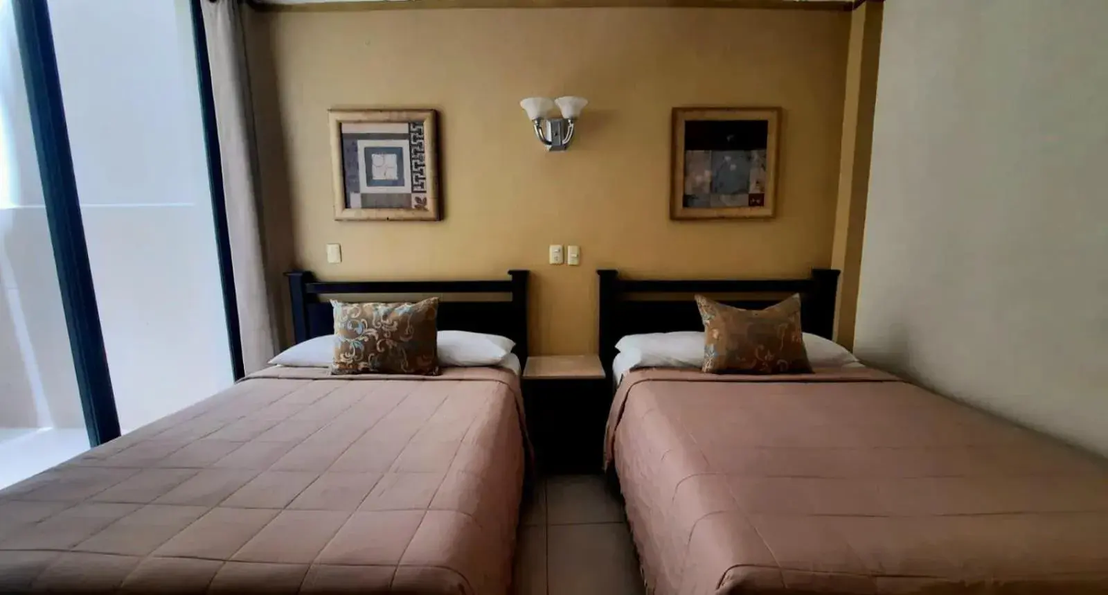 Double Room with Two Double Beds in Hotel Catedral Double Room with Two Double Beds in Hotel Catedral