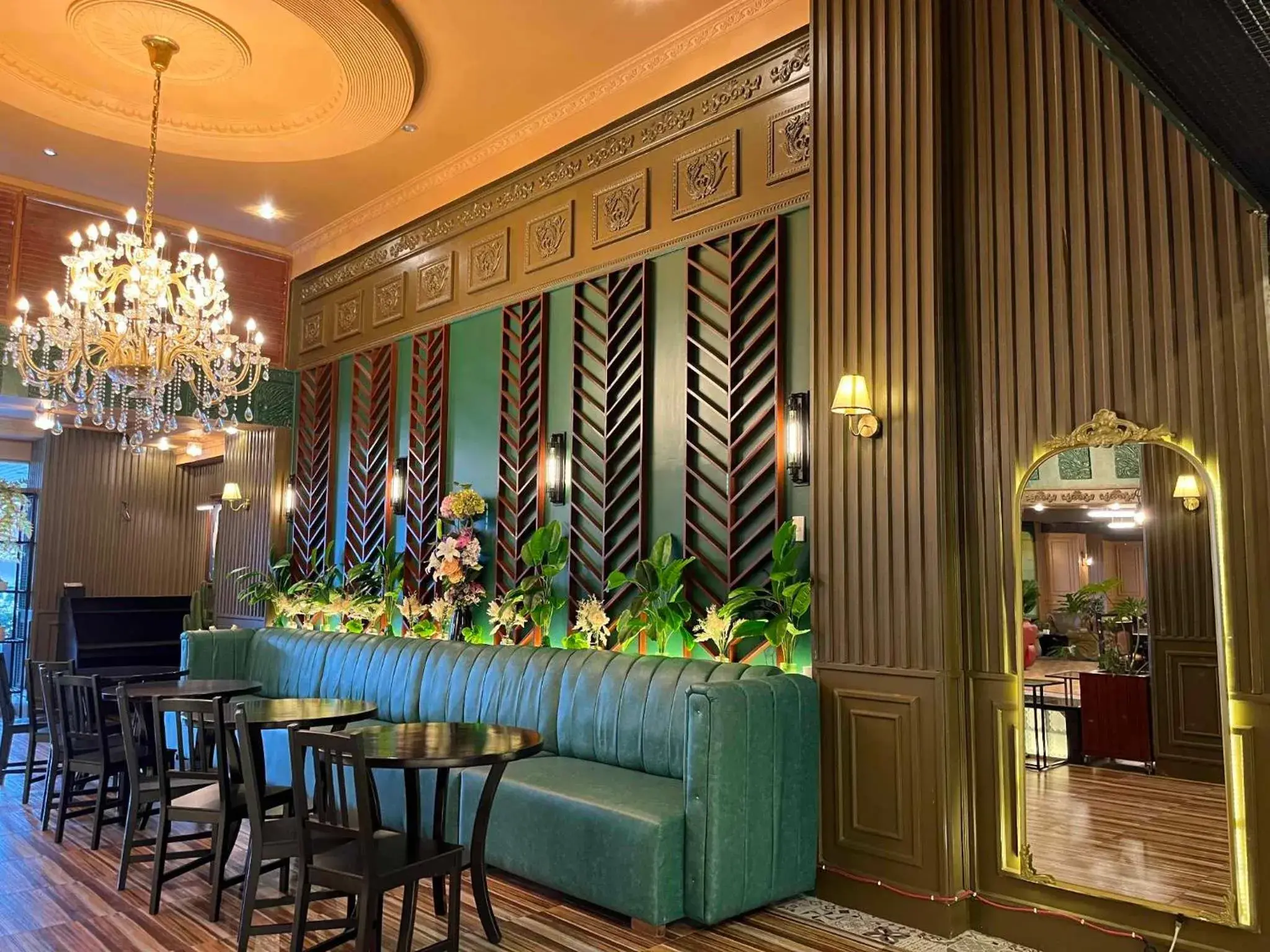 Restaurant/places to eat in Clark CU Hotel Restaurant/places to eat in Clark CU Hotel