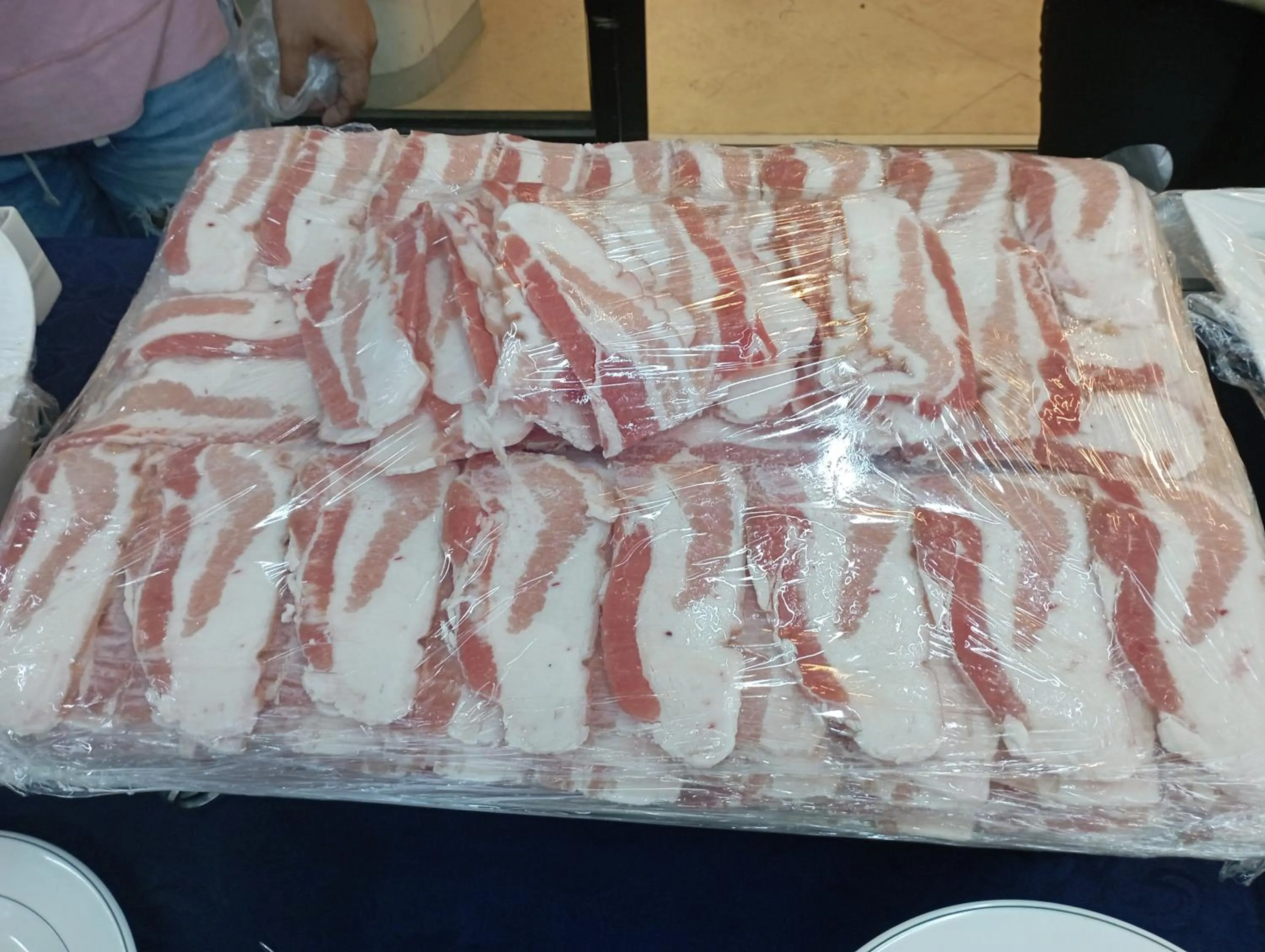 Restaurant/places to eat in Clark CU Hotel