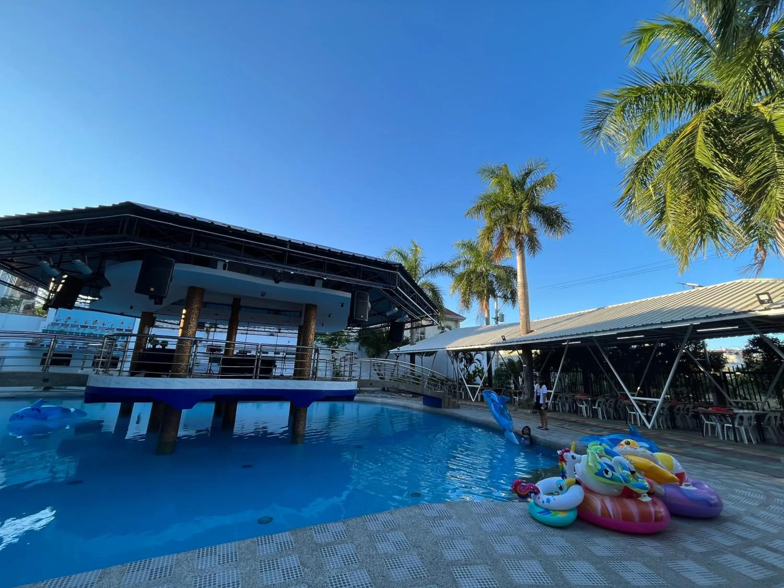 Property building in Clark CU Hotel Property building in Clark CU Hotel