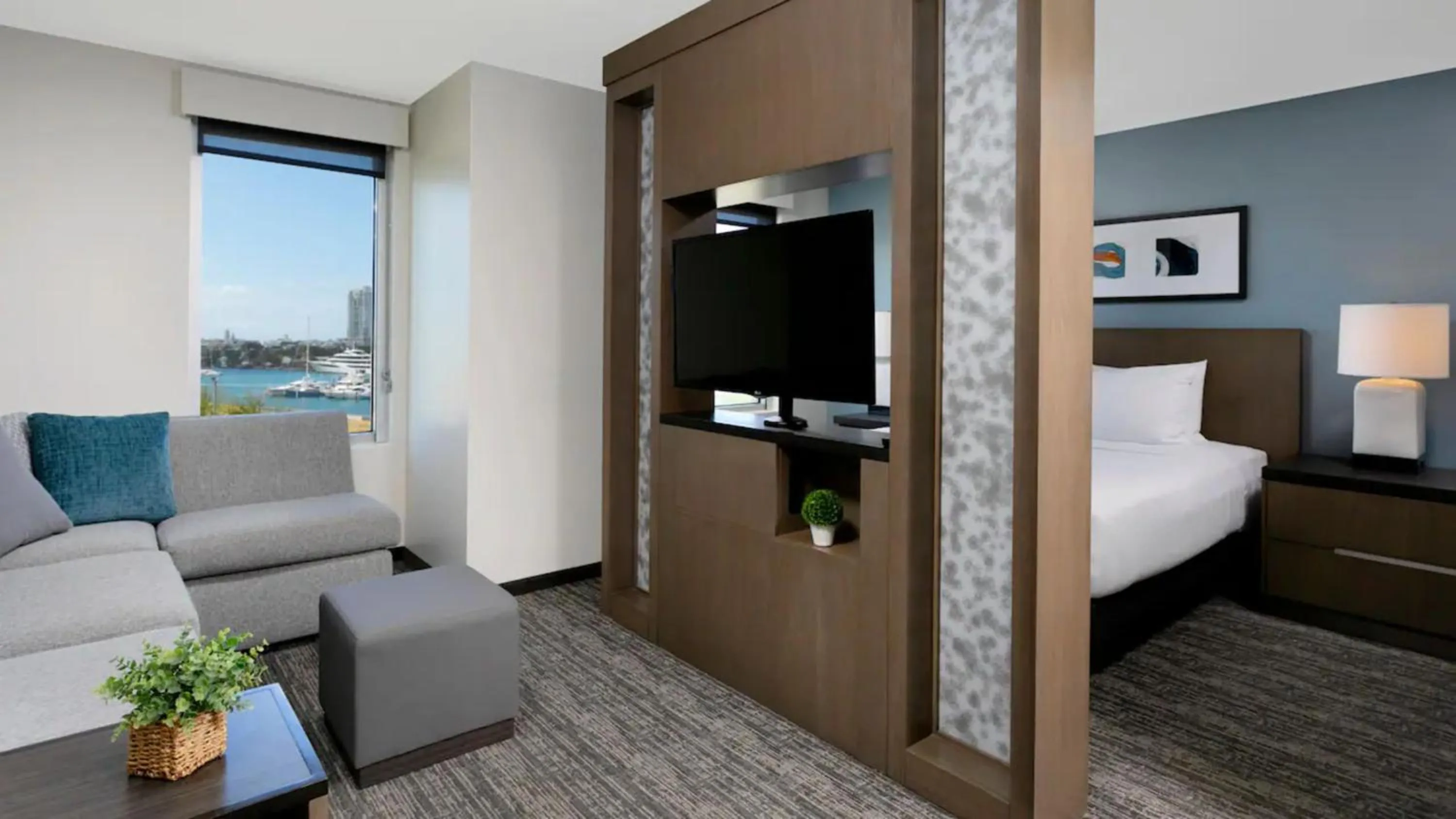 Bedroom, Bed in Hyatt House San Juan