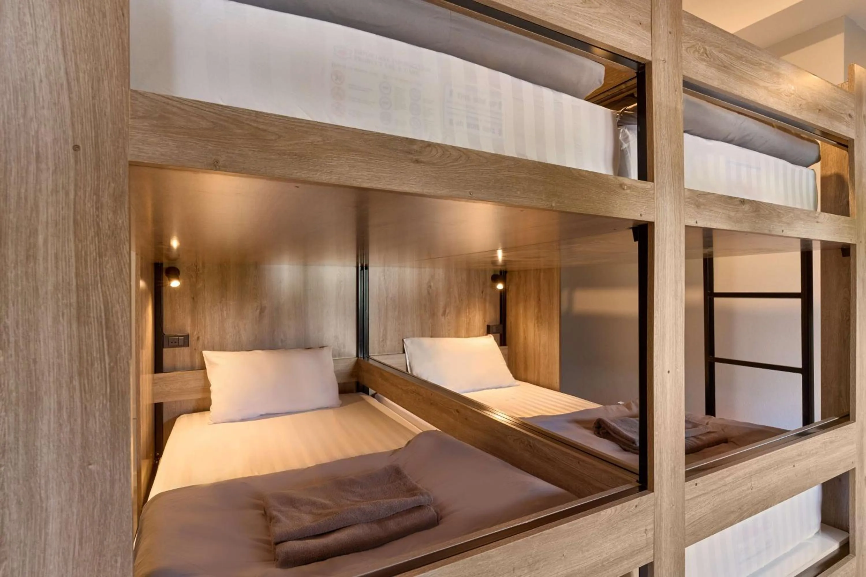 Bed in Thapae60 Mini Hotel