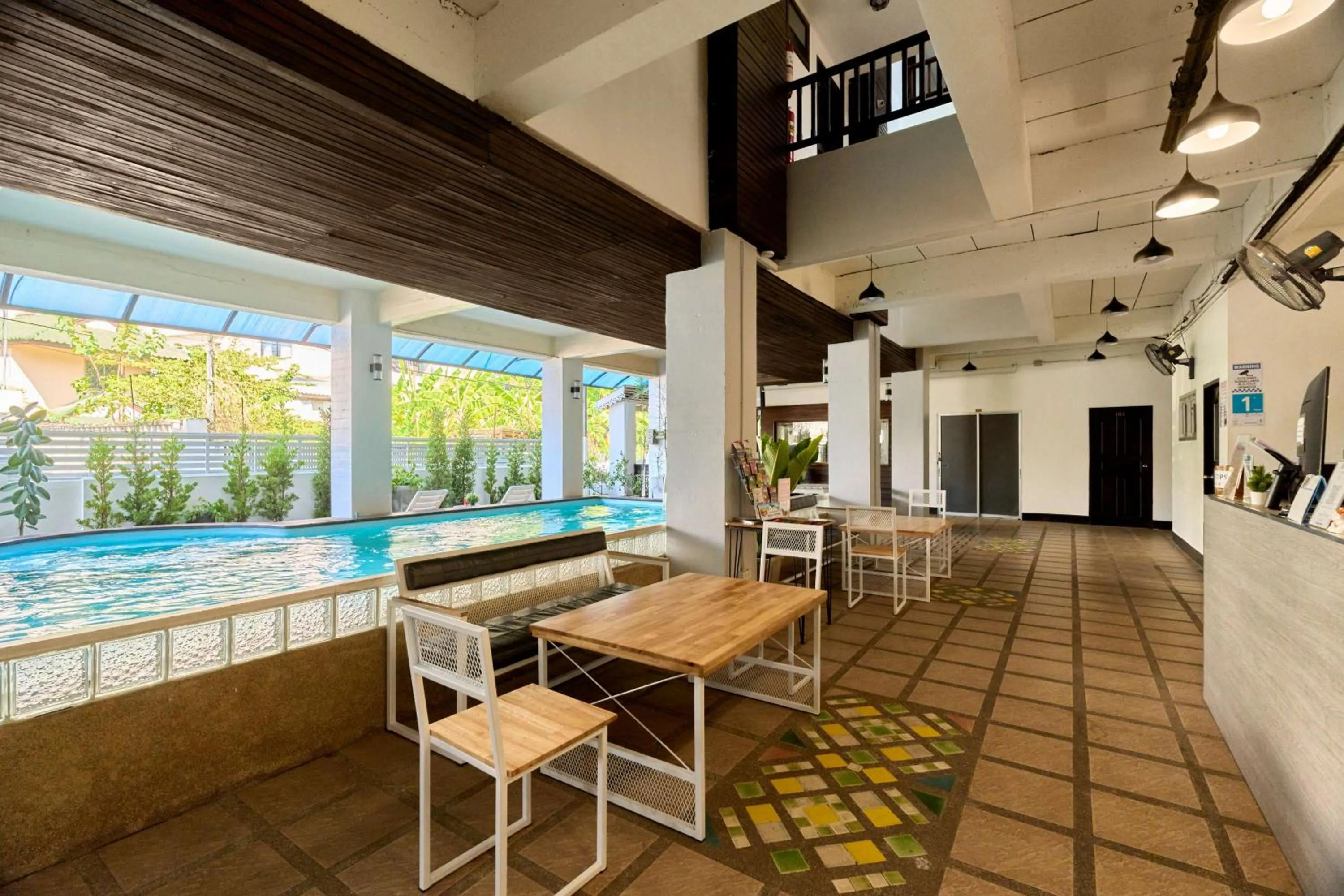 Lobby or reception in Thapae60 Mini Hotel