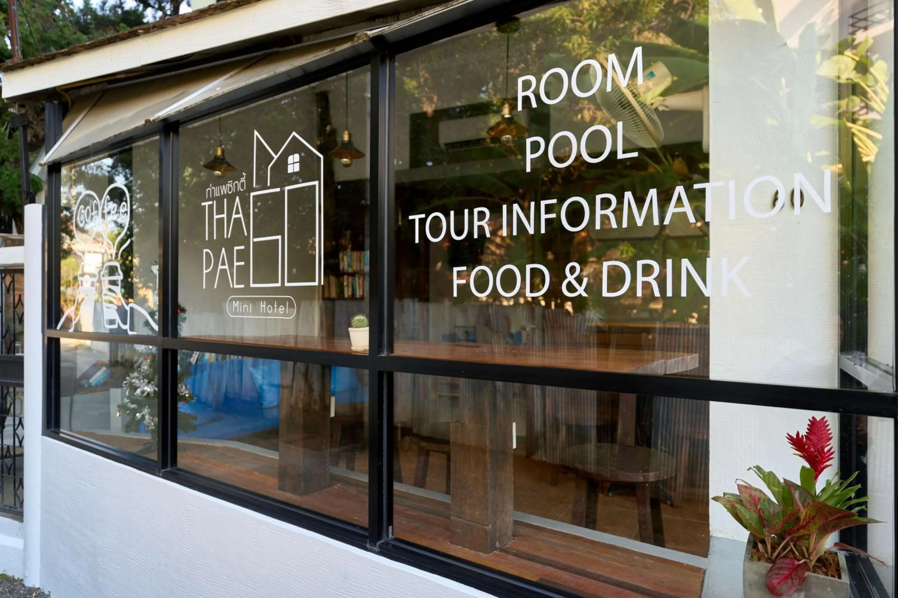 Property building in Thapae60 Mini Hotel