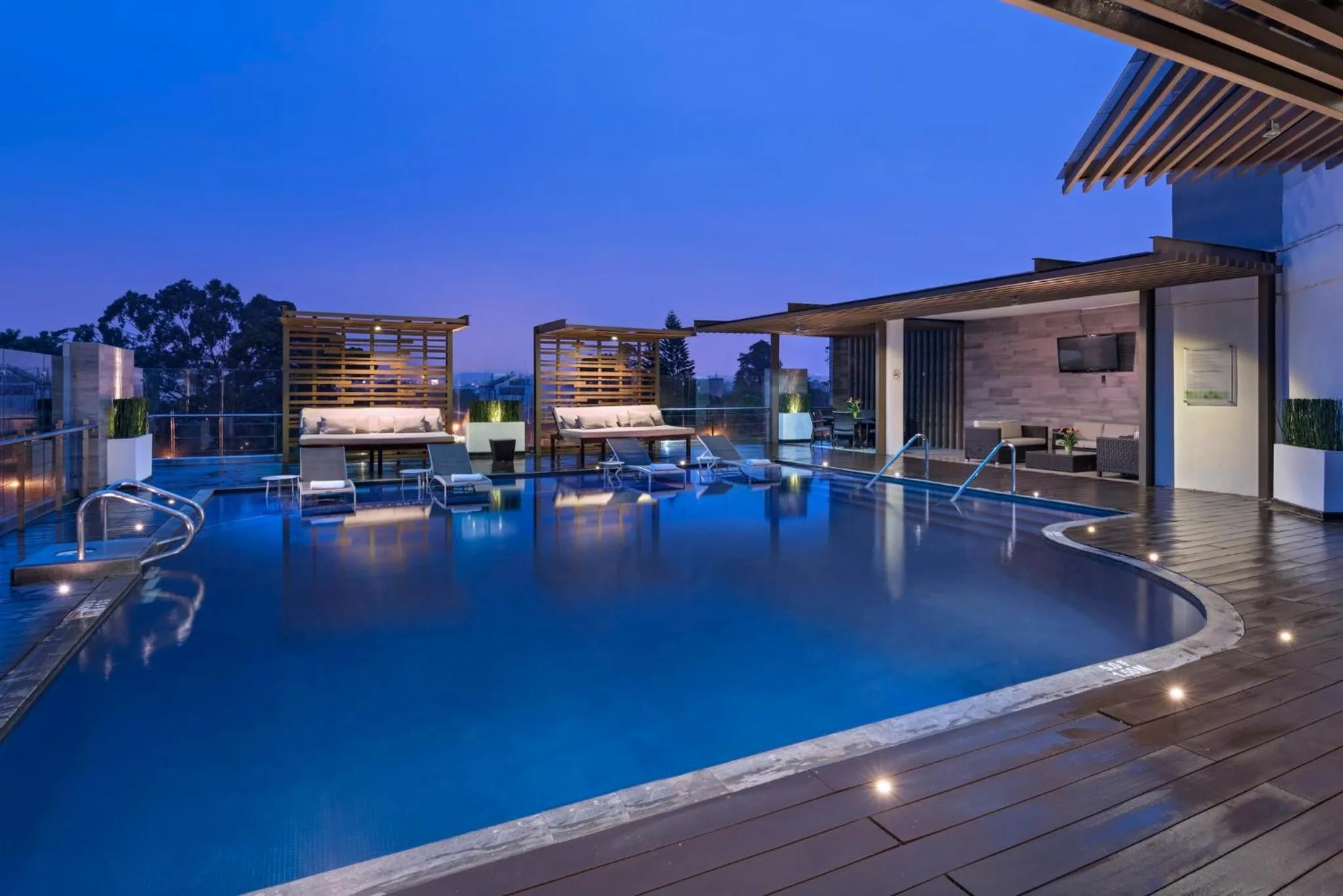 Swimming pool in Holiday Inn Guatemala by IHG