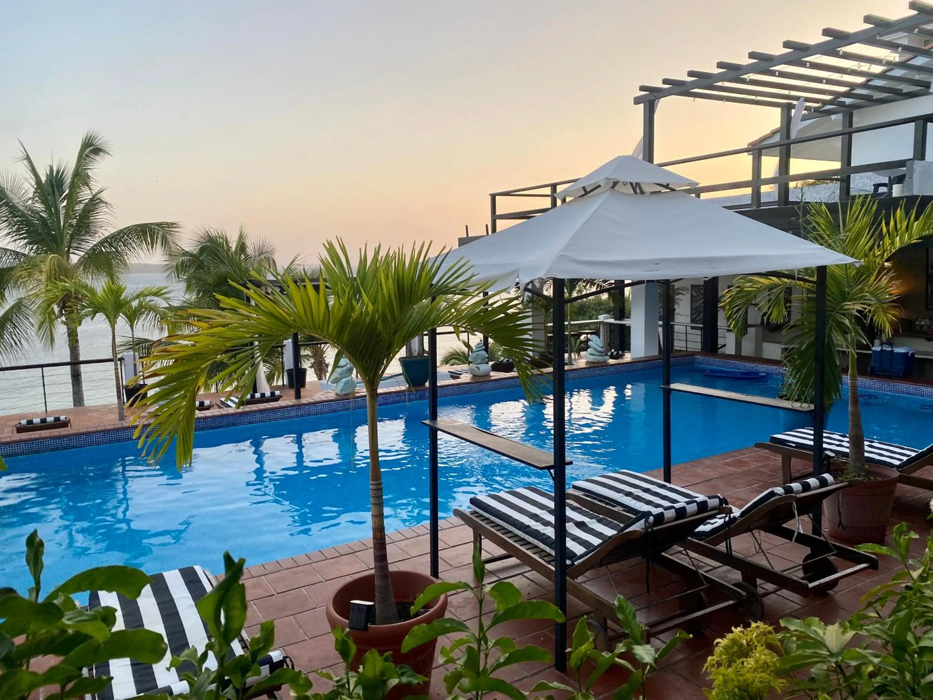 Swimming pool in Villa Condesa Del Mar