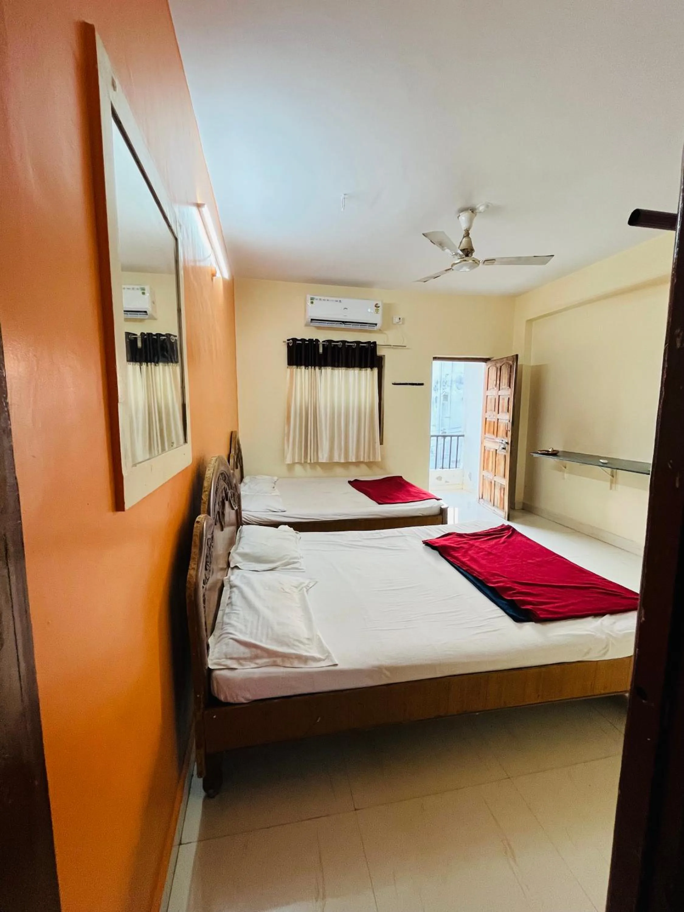 Bed in Hotel Raghunath Residency Niwas