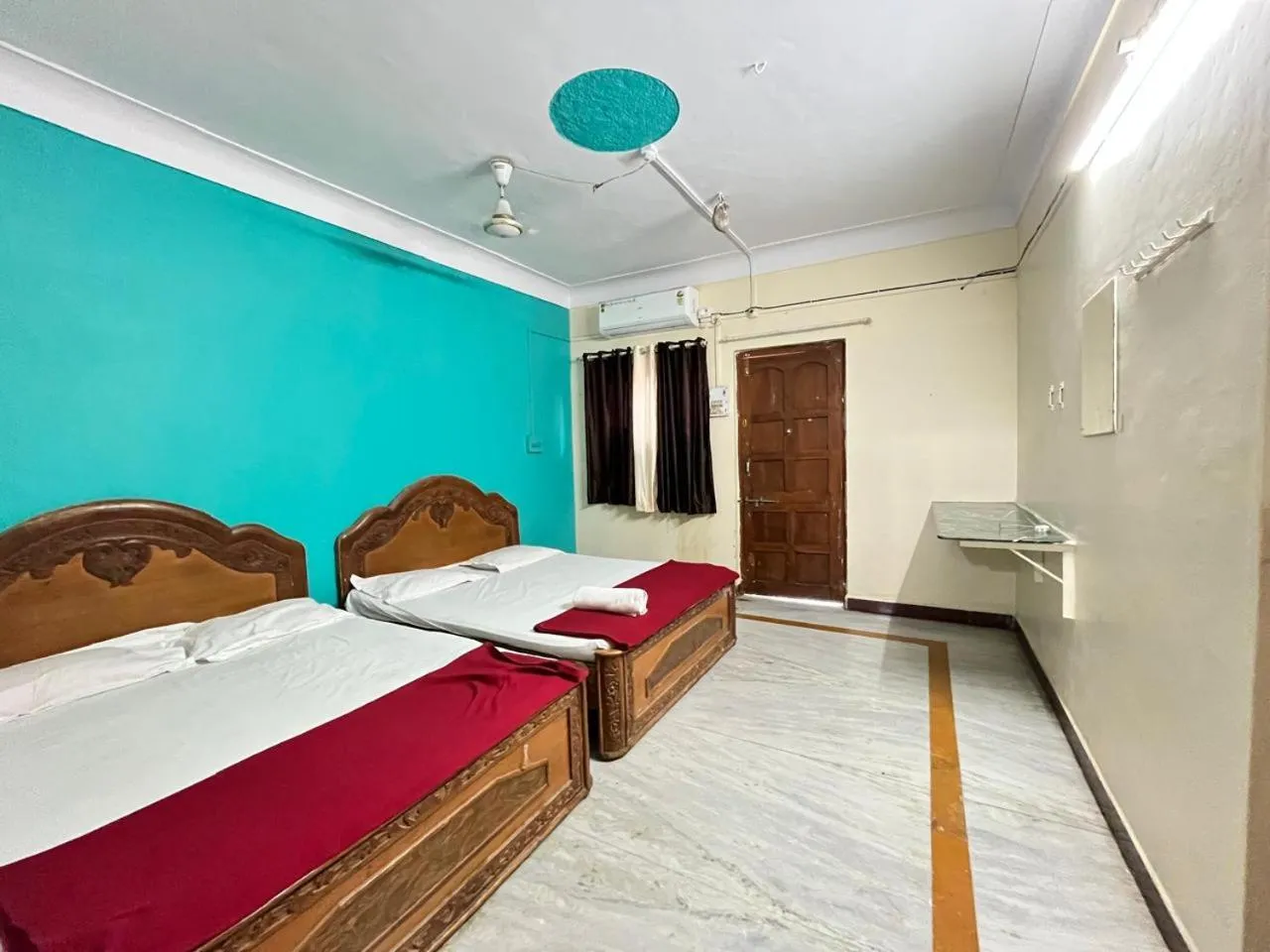 Bed in Hotel Raghunath Residency Niwas