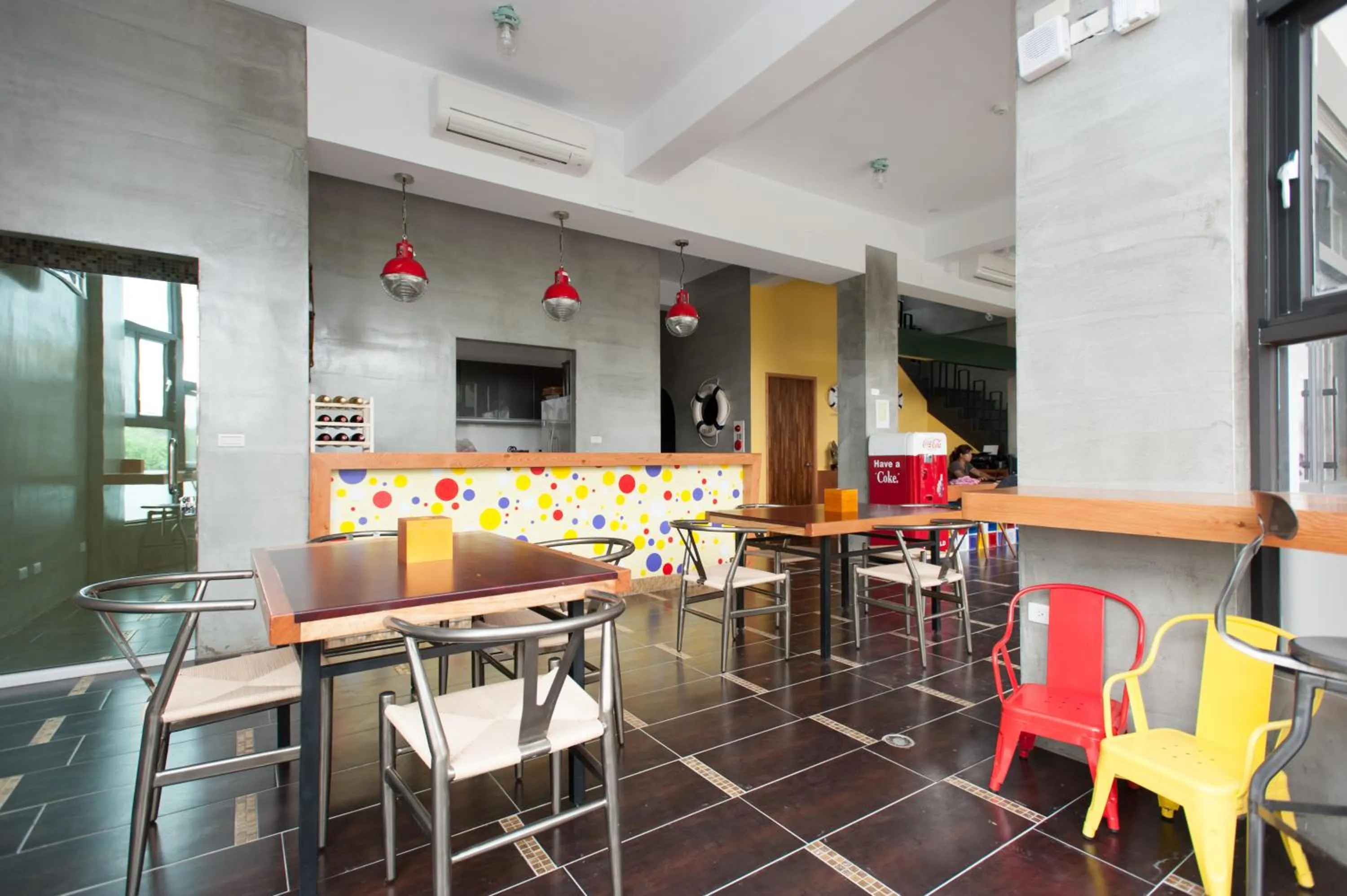 Restaurant/places to eat in Discovery B&B