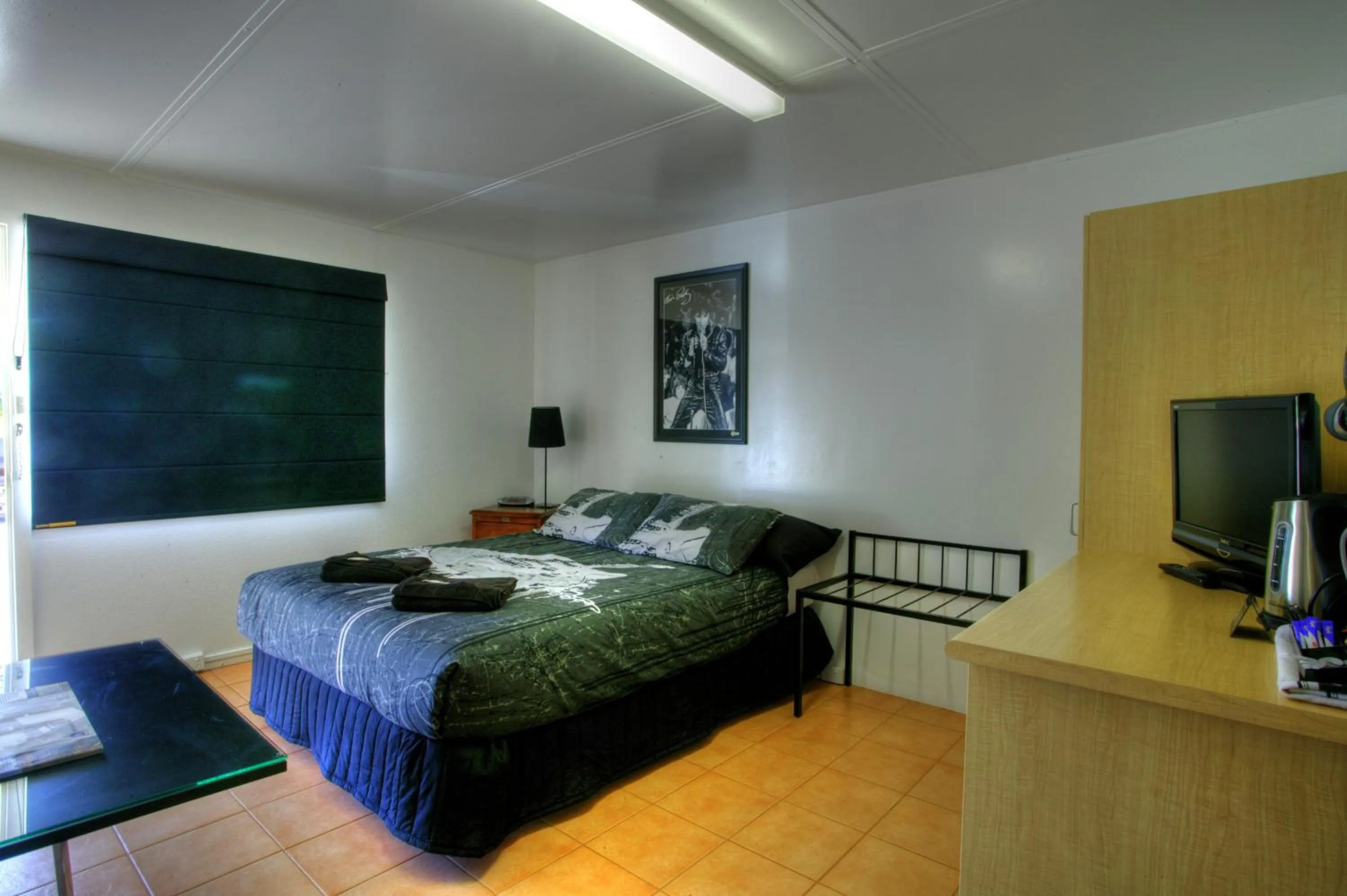 Bedroom, Bed in Halls Creek Motel